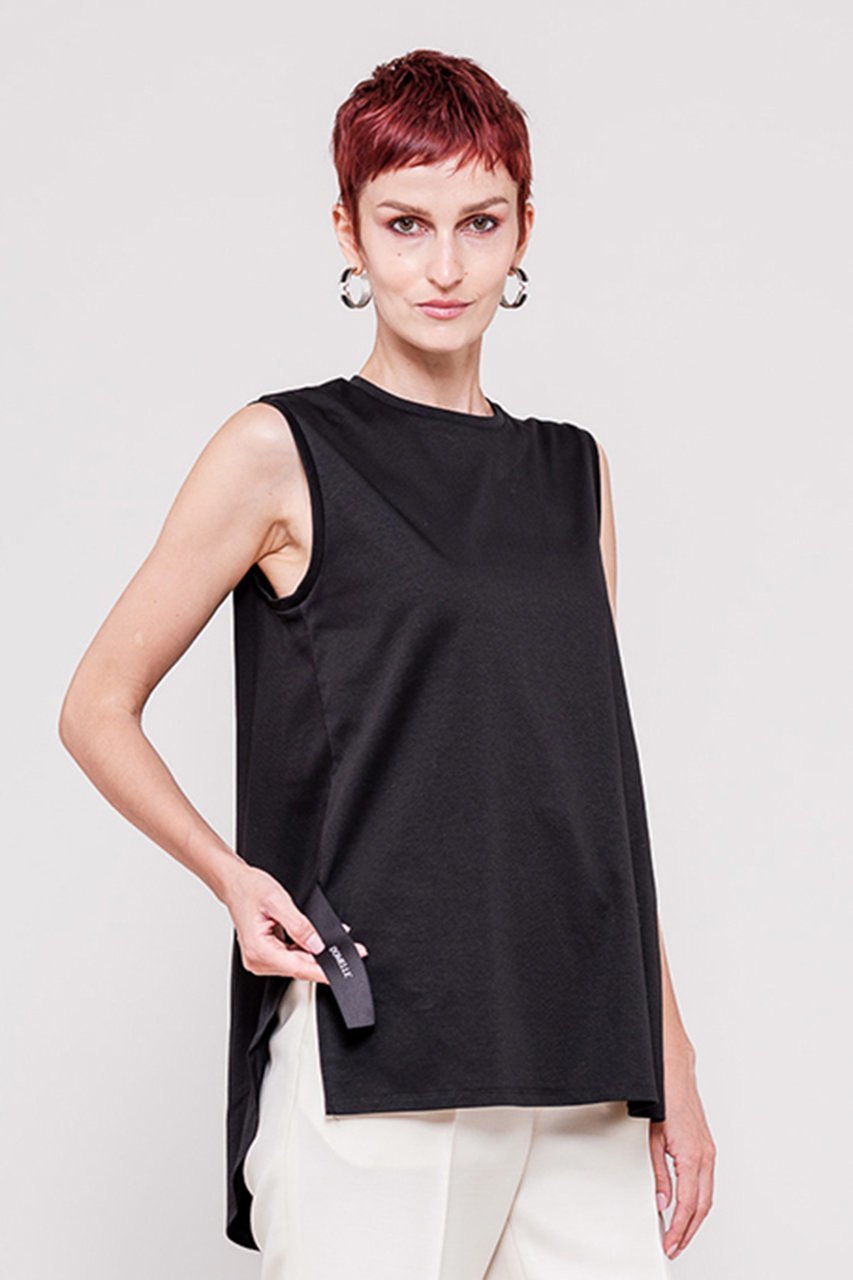 【ドメル/DOMELLE】のベーシック スリーブレス トップス 人気、トレンドファッション・服の通販 founy(ファニー) 　ファッション　Fashion　レディースファッション　Fashion for Women　トップス・カットソー　Cut & Sew Tops　キャミソール&ノースリーブ　Camisoles & Sleeveless Tops　シャツ・ブラウス・オフィスカジュアル　Elegant Blouses & Button-Ups　ロングTシャツ・Tシャツ　Longline T-Shirts & Tees　カットソー・ベーシックTシャツ　Cut-and-Sewn Tops / Stretch Tees & Basics　インナー　Innerwear　キャミソール　Camisole, Spaghetti Strap Top　シルケット　Silket, Silky Cotton　シンプル　Simple, Minimal　ジャケット　Jacket, Outerwear　スリーブ　Sleeve, Long Sleeve / Short Sleeve　タンク　Tank Top, Sleeveless Top　ノースリーブ　Sleeveless, No-Sleeve　プリント　Print, Printed Pattern　ベーシック　Basic, Essential　other-7|ID: prp329100004410964 ipo3291000000034954202