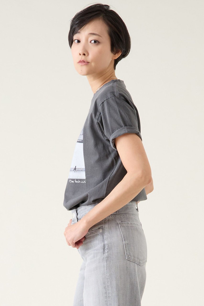 【マルティニーク/martinique】の《別注》【COUTURE D ADAM】Sam Haskins/Horse Tシャツ 人気、トレンドファッション・服の通販 founy(ファニー) 　ファッション　Fashion　レディースファッション　Fashion for Women　トップス・カットソー　Cut & Sew Tops　シャツ・ブラウス・オフィスカジュアル　Elegant Blouses & Button-Ups　ロングTシャツ・Tシャツ　Longline T-Shirts & Tees　カットソー・ベーシックTシャツ　Cut-and-Sewn Tops / Stretch Tees & Basics　コレクション　Collection, Seasonal Line　ショート　Short, Short Length　スリーブ　Sleeve, Long Sleeve / Short Sleeve　ヴィンテージ　Vintage Style　別注　Limited Edition, Custom Order　other-2|ID: prp329100004417191 ipo3291000000032846358