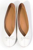 【ダニエラ アンド ジェマ/Daniella & GEMMA】の甲浅ラウンドバレエシューズ 人気、トレンドファッション・服の通販 founy(ファニー) ファッション Fashion レディースファッション Fashion for Women カッティング Cutting Detail クッション Cushion, Throw Pillow シューズ Shoes, Footwear シンプル Simple, Minimal バレエ Ballet, Ballet Style フラット Flat, Flat Shoes リボン Ribbon, Bow 再入荷 Restock / Back in Stock 夏 Summer 春 Spring S/S・春夏 SS, Spring/Summer, Warm Season thumbnail ホワイト|ID: prp329100004417205 ipo3291000000036064728