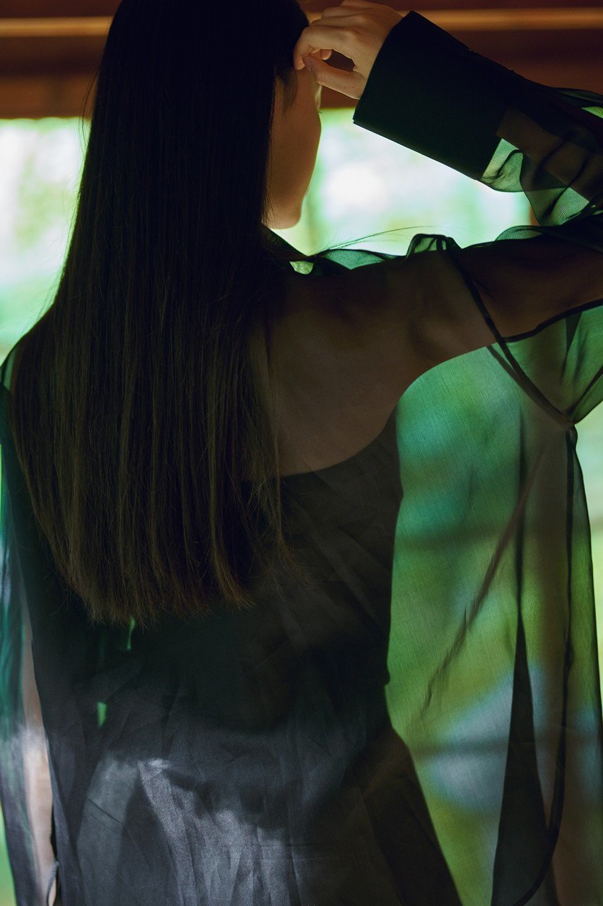 【セアン/SCEARN】のSILK SATIN ORGANDIE ブラウス 人気、トレンドファッション・服の通販 founy(ファニー) 　ファッション　Fashion　レディースファッション　Fashion for Women　トップス・カットソー　Cut & Sew Tops　シャツ・ブラウス・オフィスカジュアル　Elegant Blouses & Button-Ups　オーガンジー　Organza Fabric　カフス　Cuff Design　サテン　Satin, Glossy Fabric　シルク　Silk, 100% Silk　スリーブ　Sleeve, Long Sleeve / Short Sleeve　パーティ　Party, Party Style　リュクス　Luxury, Elegant, High-End, Chic　ロング　Long, Long-Length　other-7|ID: prp329100004417234 ipo3291000000035822751