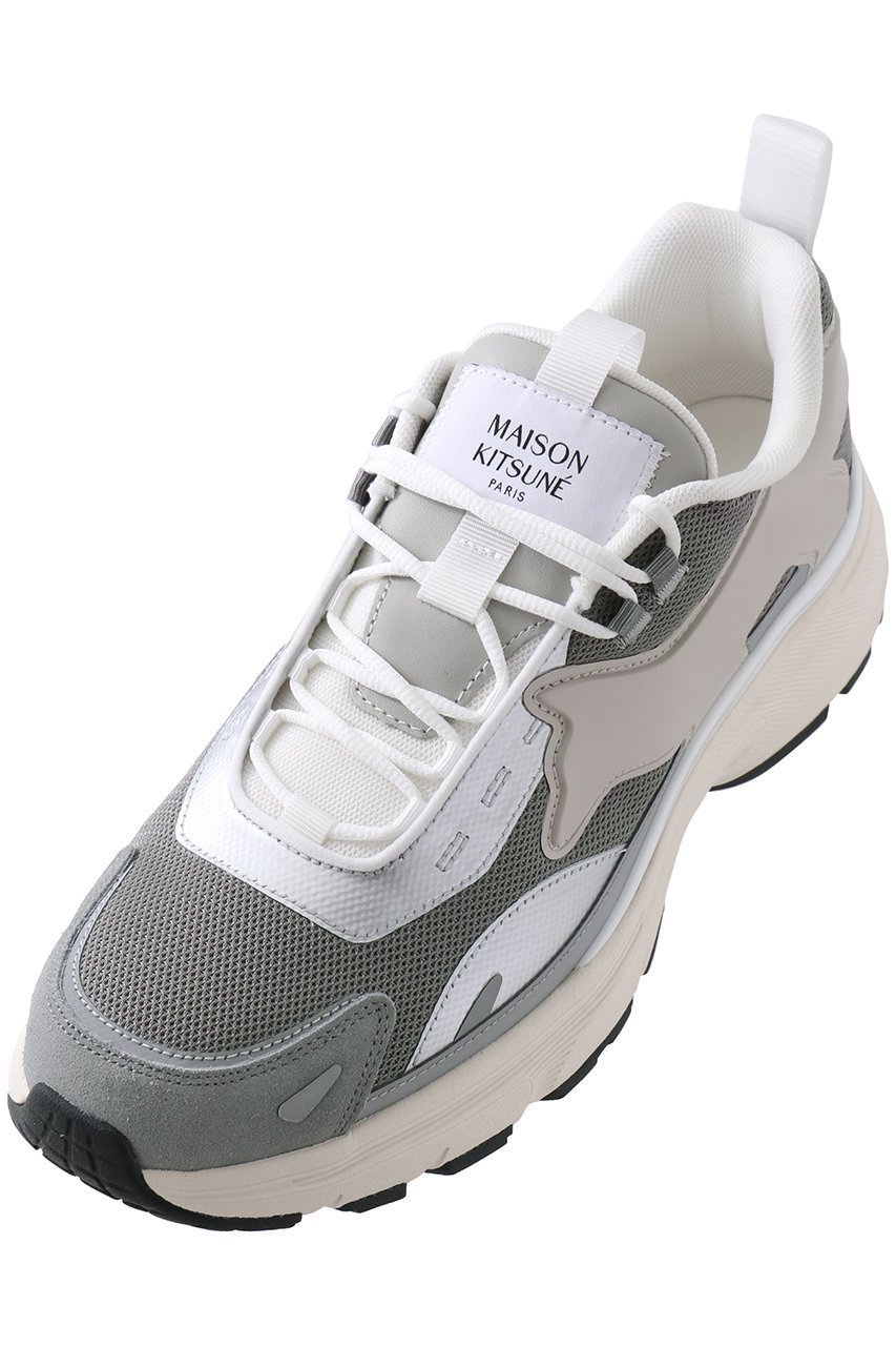 【メゾン キツネ/MAISON KITSUNE / MEN】の【MEN】SORA RUNNERS スニーカー インテリア・キッズ・メンズ・レディースファッション・服の通販 founy(ファニー) 　ファッション　Fashion　メンズファッション　Fashion for Men　シューズ・靴　Shoes　スニーカー / カジュアルにもスポーティにも　Sneakers & Trainers　スニーカー　Sneakers, Trainers　スポーティ　Sporty, Casual Athletic　トレンド　Trend, Trending Now　フォックス　Fox, Fox Fur　ミックス　Mix, Mixed Style　モチーフ　Motif, Design Theme　ランニング　Running, Running Wear, Activewear, Jogging　シルバー/パティナグレー/ラテ|ID: prp329100004417245 ipo3291000000032859385