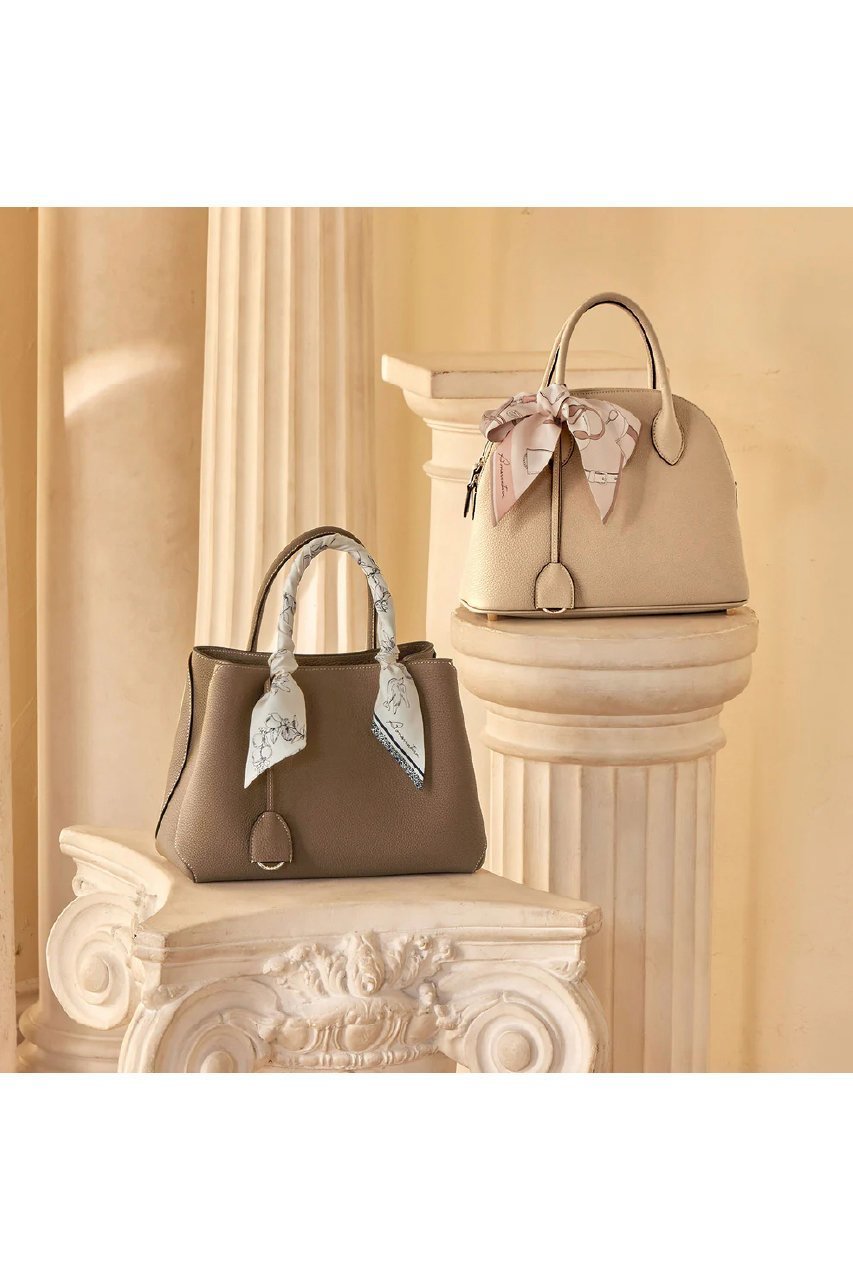 【ボナベンチュラ/BONAVENTURA】のリボンスカーフ 人気、トレンドファッション・服の通販 founy(ファニー) ファッション Fashion レディースファッション Fashion for Women ストール Soft & Warm Scarves マフラー・スヌード / 冬小物の定番 Scarves & Mufflers シルク Silk, 100% Silk スカーフ Scarf, Neckwear ストール Stole, Wrap プリント Print, Printed Pattern ベーシック Basic, Essential ボックス Boxy, Box Shape マフラー Scarf, Muffler モチーフ Motif, Design Theme リボン Ribbon, Bow おすすめ Recommended / Our Picks 日本製 Made In Japan ギフト プレゼント Gift / Present other-5|ID: prp329100004417302 ipo3291000000035867251