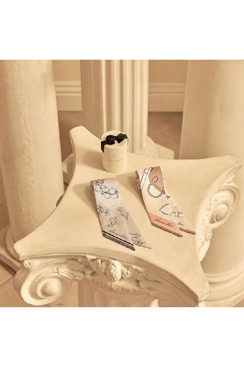 【ボナベンチュラ/BONAVENTURA】のリボンスカーフ 人気、トレンドファッション・服の通販 founy(ファニー) ファッション Fashion レディースファッション Fashion for Women ストール Soft & Warm Scarves マフラー・スヌード / 冬小物の定番 Scarves & Mufflers シルク Silk, 100% Silk スカーフ Scarf, Neckwear ストール Stole, Wrap プリント Print, Printed Pattern ベーシック Basic, Essential ボックス Boxy, Box Shape マフラー Scarf, Muffler モチーフ Motif, Design Theme リボン Ribbon, Bow おすすめ Recommended / Our Picks 日本製 Made In Japan ギフト プレゼント Gift / Present other-6|ID: prp329100004417302 ipo3291000000035867252