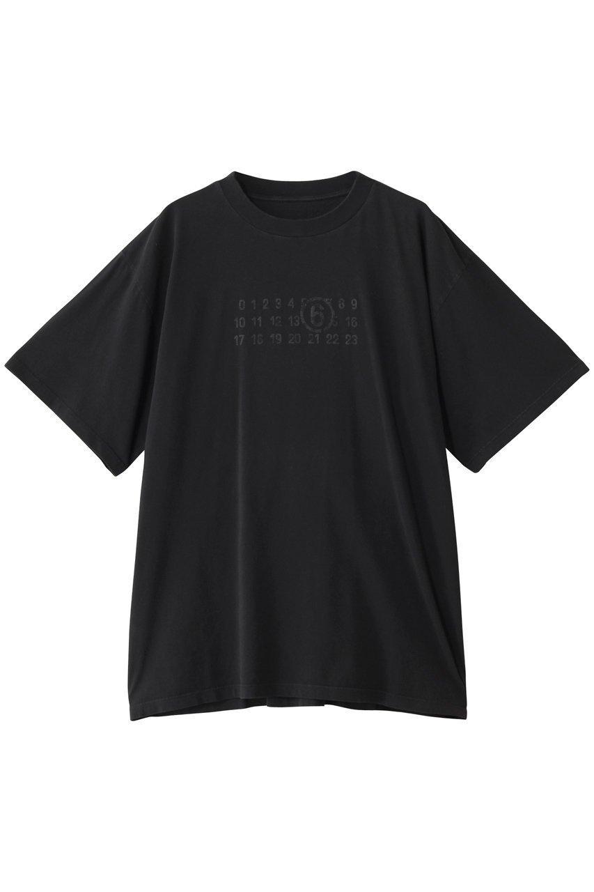 【エムエム6 メゾン マルタン マルジェラ/MM6 Maison Martin Margiela】のナンバリング ロゴ プリント Tシャツ インテリア・キッズ・メンズ・レディースファッション・服の通販 founy(ファニー) 　ファッション　Fashion　レディースファッション　WOMEN　トップス・カットソー　Tops/Tshirt　シャツ/ブラウス　Shirts/Blouses　ロング / Tシャツ　T-Shirts　カットソー　Cut and Sewn　ショート　Short　シンプル　Simple　スリーブ　Sleeve　ビッグ　Big　フロント　Front　プリント　Print　モノトーン　Monotone　ブラック|ID: prp329100004418921 ipo3291000000030963851