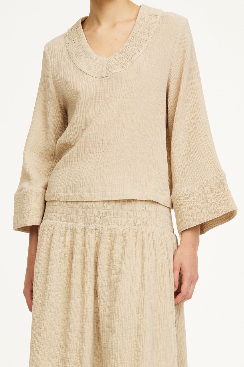 【バイ マレーネ ビルガー/BY MALENE BIRGER】のMOON ラウンドネックプルオーバー 人気、トレンドファッション・服の通販 founy(ファニー) 　ファッション　Fashion　レディースファッション　Fashion for Women　トップス・カットソー　Cut & Sew Tops　シャツ・ブラウス・オフィスカジュアル　Elegant Blouses & Button-Ups　ロングTシャツ・Tシャツ　Longline T-Shirts & Tees　カジュアルプルオーバー・ニットトップス　Pullovers & Knit Tops / Casual Pullovers　カットソー・ベーシックTシャツ　Cut-and-Sewn Tops / Stretch Tees & Basics　シンプル　Simple, Minimal　スリーブ　Sleeve, Long Sleeve / Short Sleeve　ラウンド　Round, Round Neck　ロング　Long, Long-Length　エレガント 上品　Elegant　other-7|ID: prp329100004418966 ipo3291000000032852099