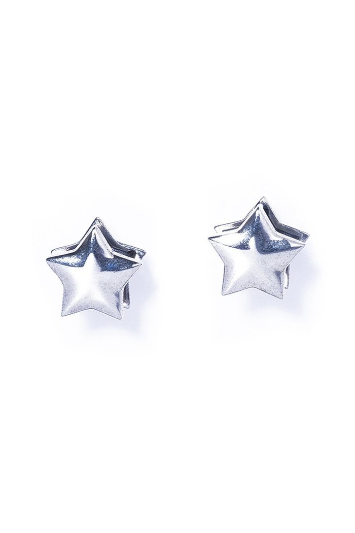 【クイップ クエイント/quip queint】のtrive star ピアス インテリア・キッズ・メンズ・レディースファッション・服の通販 founy(ファニー) https://founy.com/ ファッション Fashion レディースファッション Fashion for Women ジュエリー Jewelry ファッションリング Fashion Rings イヤリング・フープ・ドロップタイプ Hoop, Drop & Clip Earrings イヤリング Earrings シルバー Silver, Metallic Silver シンプル Simple, Minimal ジャケット Jacket, Outerwear スタイリッシュ Stylish, Fashionable バランス Balance, Style Balance フォルム Silhouette, Form モダン Modern, Contemporary モチーフ Motif, Design Theme |ID: prp329100004420392 ipo3291000000036144227