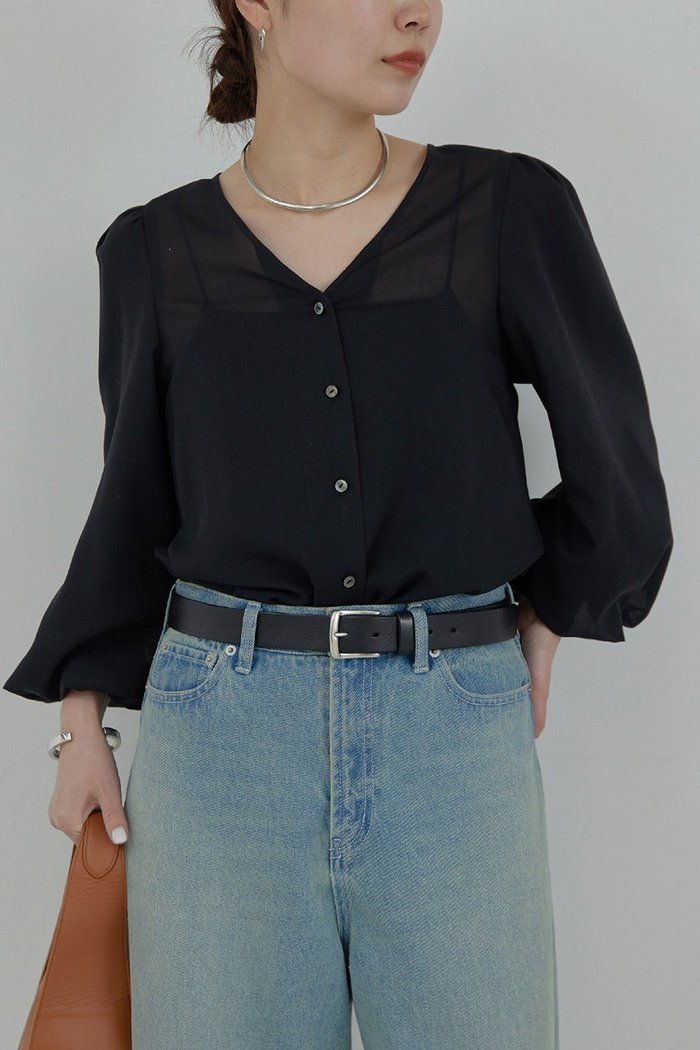 【ガリャルダガランテ/GALLARDAGALANTE】のVノーカラーブラウス インテリア・キッズ・メンズ・レディースファッション・服の通販 founy(ファニー) https://founy.com/ ファッション Fashion レディースファッション WOMEN トップス・カットソー Tops/Tshirt キャミソール / ノースリーブ No Sleeves シャツ/ブラウス Shirts/Blouses おすすめ Recommend エレガント 上品 Elegant シアー Sheer デニム Denim ノースリーブ No Sleeve フォルム Form ビジネス 仕事 通勤 Business 夏 Summer 春 Spring S/S・春夏 Ss・Spring/Summer |ID: prp329100004421962 ipo3291000000030879117