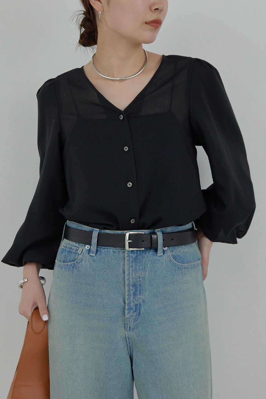 【ガリャルダガランテ/GALLARDAGALANTE】のVノーカラーブラウス 人気、トレンドファッション・服の通販 founy(ファニー) 　ファッション　Fashion　レディースファッション　Fashion for Women　トップス・カットソー　Cut & Sew Tops　キャミソール&ノースリーブ　Camisoles & Sleeveless Tops　シャツ・ブラウス・オフィスカジュアル　Elegant Blouses & Button-Ups　おすすめ　Recommended / Our Picks　エレガント 上品　Elegant　シアー　Sheer, See-Through　デニム　Denim, Jeans Material　ノースリーブ　Sleeveless, No-Sleeve　フォルム　Silhouette, Form　ビジネス 仕事 通勤　Business / Work / Commuting　夏　Summer　春　Spring　S/S・春夏　SS, Spring/Summer, Warm Season　 other-1|ID: prp329100004421962 ipo3291000000032841727