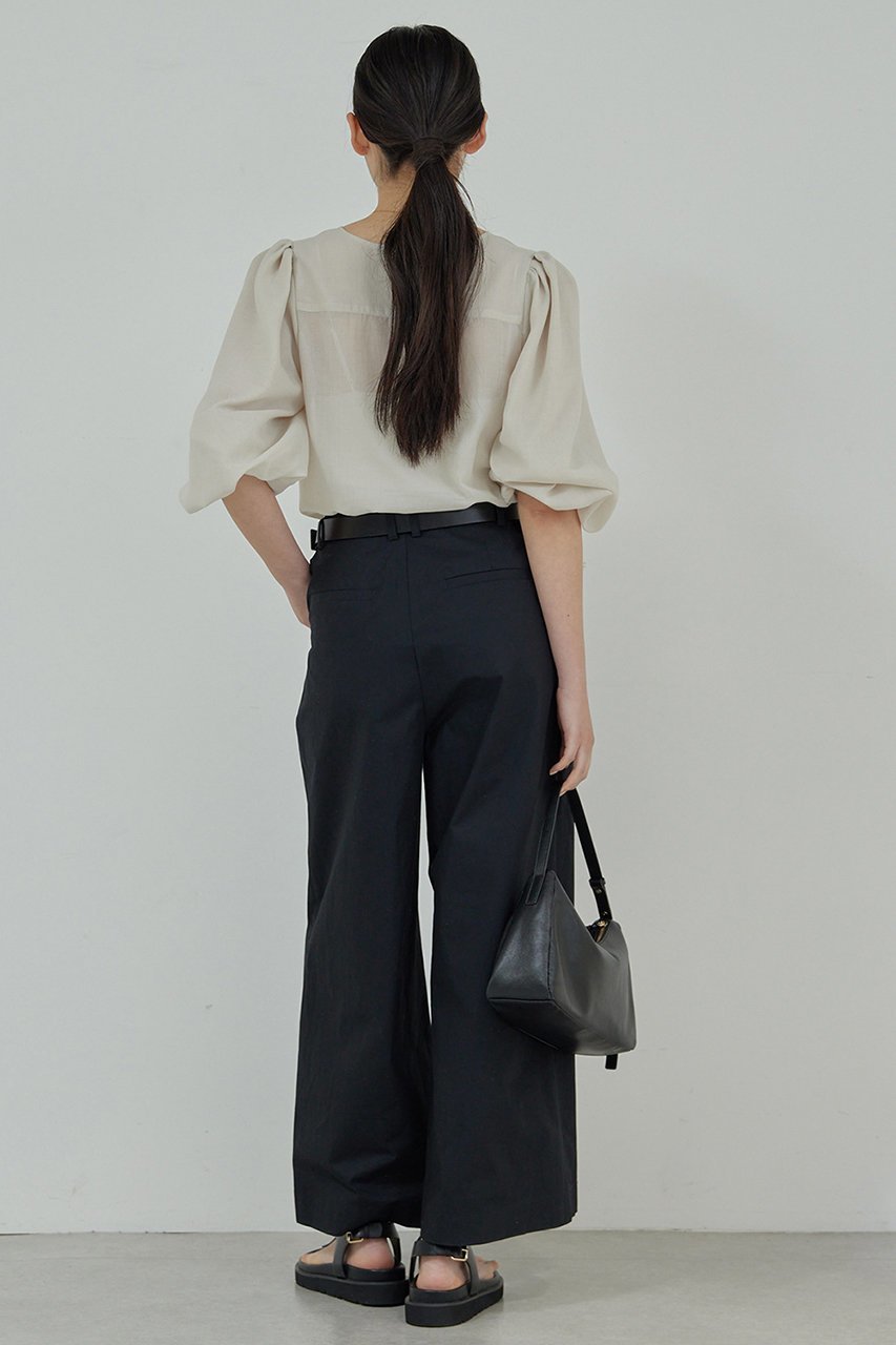 【ガリャルダガランテ/GALLARDAGALANTE】のVノーカラーブラウス 人気、トレンドファッション・服の通販 founy(ファニー) 　ファッション　Fashion　レディースファッション　Fashion for Women　トップス・カットソー　Cut & Sew Tops　キャミソール&ノースリーブ　Camisoles & Sleeveless Tops　シャツ・ブラウス・オフィスカジュアル　Elegant Blouses & Button-Ups　おすすめ　Recommended / Our Picks　エレガント 上品　Elegant　シアー　Sheer, See-Through　デニム　Denim, Jeans Material　ノースリーブ　Sleeveless, No-Sleeve　フォルム　Silhouette, Form　ビジネス 仕事 通勤　Business / Work / Commuting　夏　Summer　春　Spring　S/S・春夏　SS, Spring/Summer, Warm Season　other-5|ID: prp329100004421962 ipo3291000000032841762
