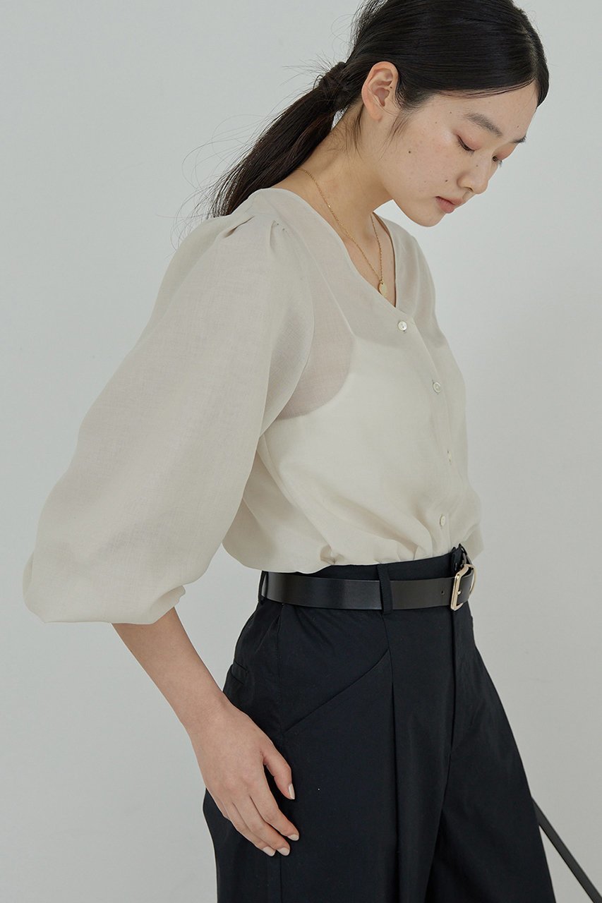 【ガリャルダガランテ/GALLARDAGALANTE】のVノーカラーブラウス 人気、トレンドファッション・服の通販 founy(ファニー) 　ファッション　Fashion　レディースファッション　Fashion for Women　トップス・カットソー　Cut & Sew Tops　キャミソール&ノースリーブ　Camisoles & Sleeveless Tops　シャツ・ブラウス・オフィスカジュアル　Elegant Blouses & Button-Ups　おすすめ　Recommended / Our Picks　エレガント 上品　Elegant　シアー　Sheer, See-Through　デニム　Denim, Jeans Material　ノースリーブ　Sleeveless, No-Sleeve　フォルム　Silhouette, Form　ビジネス 仕事 通勤　Business / Work / Commuting　夏　Summer　春　Spring　S/S・春夏　SS, Spring/Summer, Warm Season　other-7|ID: prp329100004421962 ipo3291000000032841774