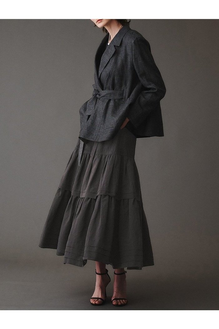 【オブリオ/AUBRIOT】のリネンコットン ティアードスカート インテリア・キッズ・メンズ・レディースファッション・服の通販 founy(ファニー) https://founy.com/ ファッション Fashion レディースファッション Ladies' Fashion Online スカート Skirt ティアードスカート Tiered Skirts ロングスカート Long Skirt エレガント 上品 Elegant ギャザー Gather タイプライター Typewriter タンブラー Tumbler ティアードスカート Tiered Skirt フォルム Form リネン Linen ロング Long ヴィンテージ Vintage |ID: prp329100004423926 ipo3291000000030892291