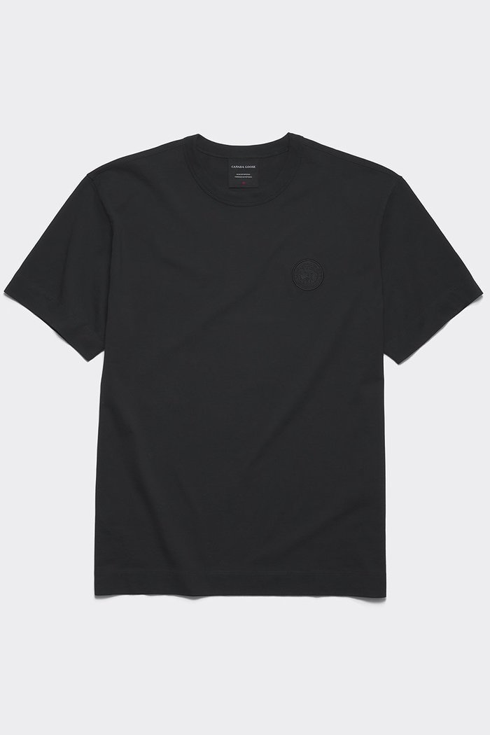 【カナダグース/CANADA GOOSE / MEN】の【MEN】1401M9 Gladstone T-Shirt グラッドストーン Tシャツ インテリア・キッズ・メンズ・レディースファッション・服の通販 founy(ファニー) https://founy.com/ ファッション Fashion メンズファッション Fashion for Men トップス・カットソー Cut & Sew Tops メンズシャツ Shirts インナー Innerwear カーディガン Cardigan, Knitwear ショルダー Shoulder, Shoulder Strap ショート Short, Short Length ジャケット Jacket, Outerwear スリーブ Sleeve, Long Sleeve / Short Sleeve ドロップ Drop Shoulder, Dropped Style フィット Fit, Slim Fit 定番 Standard, Basic Item 軽量 Lightweight, Ultra Light |ID: prp329100004423949 ipo3291000000030892347
