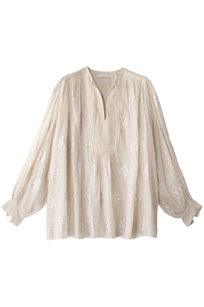 【ヌキテパ/NE QUITTEZ PAS】のCOTTON VOILE SEDUM FOIL プリント ギャザーブラウス インテリア・キッズ・メンズ・レディースファッション・服の通販 founy(ファニー) 　ファッション　Fashion　レディースファッション　Fashion for Women　トップス・カットソー　Cut & Sew Tops　シャツ・ブラウス・オフィスカジュアル　Elegant Blouses & Button-Ups　ギャザー　Gathered, Ruffled　スリーブ　Sleeve, Long Sleeve / Short Sleeve　フェミニン　Feminine, Girly　プリント　Print, Printed Pattern　ロング　Long, Long-Length　春　Spring　エクリュ|ID: prp329100004423976 ipo3291000000032854866