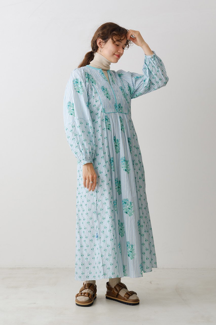 【ヌキテパ/NE QUITTEZ PAS】のCOTTON JACQUARD LILY プリント シャーリングワンピース 人気、トレンドファッション・服の通販 founy(ファニー) 　ファッション　Fashion　レディースファッション　Fashion for Women　ワンピース　Dresses　チュニック　Tunic Tops & Dresses　ギャザー　Gathered, Ruffled　サンダル　Sandals, Summer Shoes　シャーリング　Shirring, Ruched　ストライプ　Stripe, Striped Pattern　スニーカー　Sneakers, Trainers　チュニック　Tunic, Long Top　プリント　Print, Printed Pattern　ロング　Long, Long-Length　other-6|ID: prp329100004423978 ipo3291000000032870095