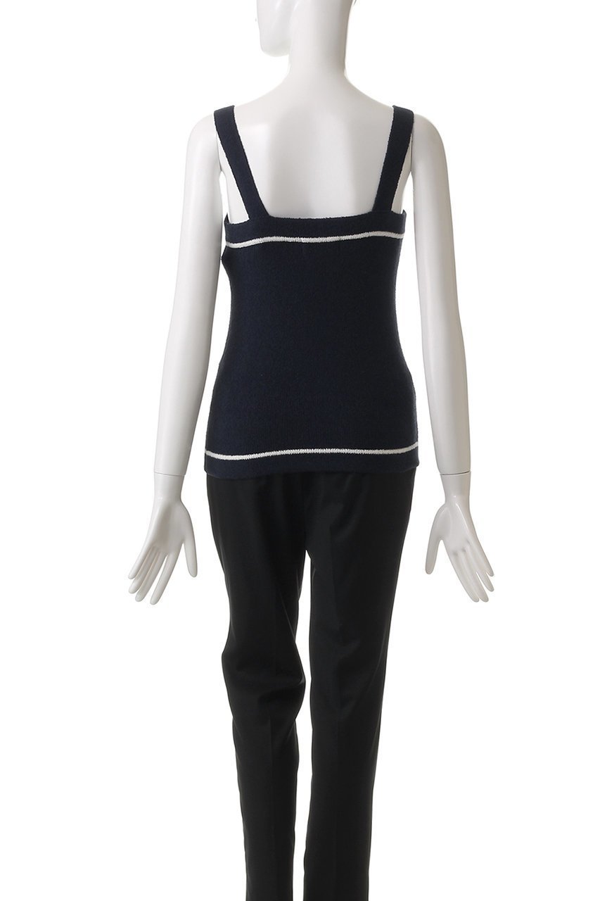 【ガリャルダガランテ/GALLARDAGALANTE】のトリミングブークレーニットキャミ 人気、トレンドファッション・服の通販 founy(ファニー) ファッション Fashion レディースファッション Fashion for Women トップス・カットソー Cut & Sew Tops ニット Knit Tops & Sweaters キャミソール&ノースリーブ Camisoles & Sleeveless Tops カジュアルプルオーバー・ニットトップス Pullovers & Knit Tops / Casual Pullovers おすすめ Recommended / Our Picks アンサンブル Ensemble Set カーディガン Cardigan, Knitwear キャミソール Camisole, Spaghetti Strap Top ショート Short, Short Length トリミング Trimming, Decorative Edge バランス Balance, Style Balance ボトム Bottoms, Lower Wear other-4|ID: prp329100004424028 ipo3291000000032943896