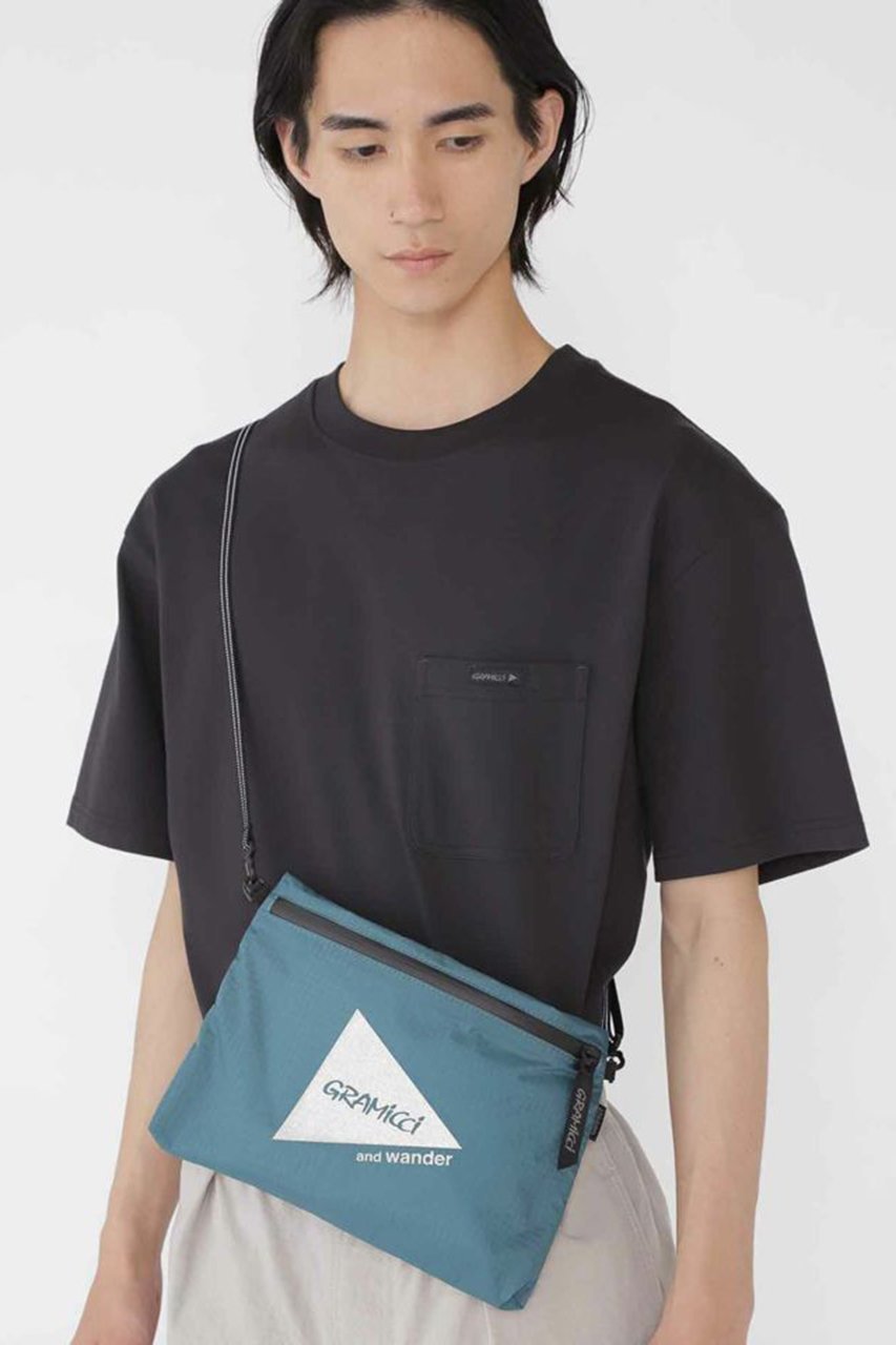 【アンドワンダー/and wander】の【UNISEX】【gramicci×and wander】gramicci nylon sacoche 人気、トレンドファッション・服の通販 founy(ファニー) 　ファッション　Fashion　レディースファッション　Fashion for Women　ユニセックス　Unisex, Genderless　プリント　Print, Printed Pattern　ポーチ　Pouch, Small Case　夏　Summer　春　Spring　S/S・春夏　SS, Spring/Summer, Warm Season　軽量　Lightweight, Ultra Light　other-2|ID: prp329100004425700 ipo3291000000032782139