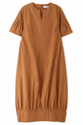 【アドーア/ADORE】 マイクロタフタワンピース人気、トレンドファッション・服の通販 founy(ファニー) ファッション Fashion レディースファッション Fashion for Women ワンピース Dresses チュニック Tunic Tops & Dresses エレガント 上品 Elegant スリット Slit, Slit Detail タフタ Taffeta, Structured Fabric チュニック Tunic, Long Top バルーン Balloon, Balloon Silhouette フォルム Silhouette, Form フレア Flare, Flared ロング Long, Long-Length |ID:prp329100004425713