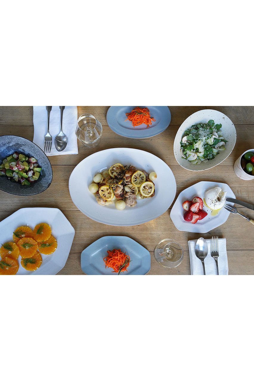 【アメノイエ/amenoie / GOODS】のmarais 楕円プレート取皿 赤土 人気、トレンドファッション・服の通販 founy(ファニー) 　アンティーク　Antique-Inspired　テクスチャー　Texture, Textured Fabric　テーブル　Table, Dining Table　プレート　Plate, Dish　エレガント 上品　Elegant　皿　Plate, Dish　ホーム・キャンプ・アウトドア・お取り寄せ　Home Living / Home & Lifestyle / Camping Gear / Outdoor Camping　キッチン・ダイニング　Kitchen & Dining Essentials. Stylish & Functional Tableware　キッチン家電・キッチン用品　Kitchen Appliances & Tools　other-7|ID: prp329100004428630 ipo3291000000036080793