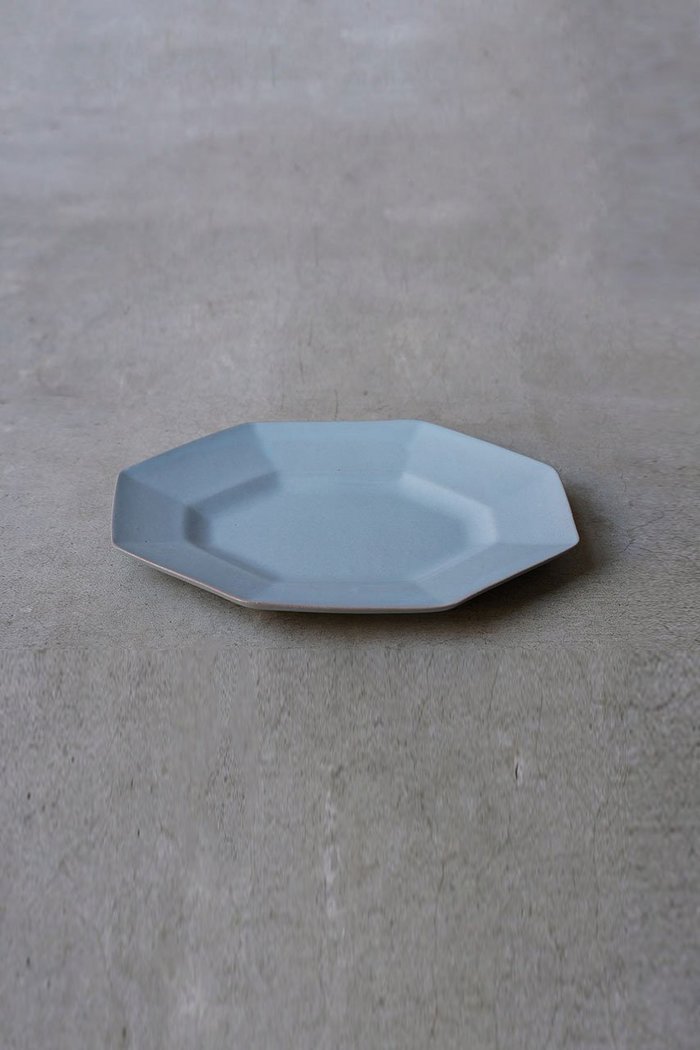 【アメノイエ/amenoie / GOODS】のmarais 八角プレート大 赤土 インテリア・キッズ・メンズ・レディースファッション・服の通販 founy(ファニー) https://founy.com/ アンティーク Antique-Inspired テクスチャー Texture, Textured Fabric テーブル Table, Dining Table プレート Plate, Dish エレガント 上品 Elegant ホーム・キャンプ・アウトドア・お取り寄せ Home Living / Home & Lifestyle / Camping Gear / Outdoor Camping キッチン・ダイニング Kitchen & Dining Essentials. Stylish & Functional Tableware キッチン家電・キッチン用品 Kitchen Appliances & Tools |ID: prp329100004428631 ipo3291000000035907340