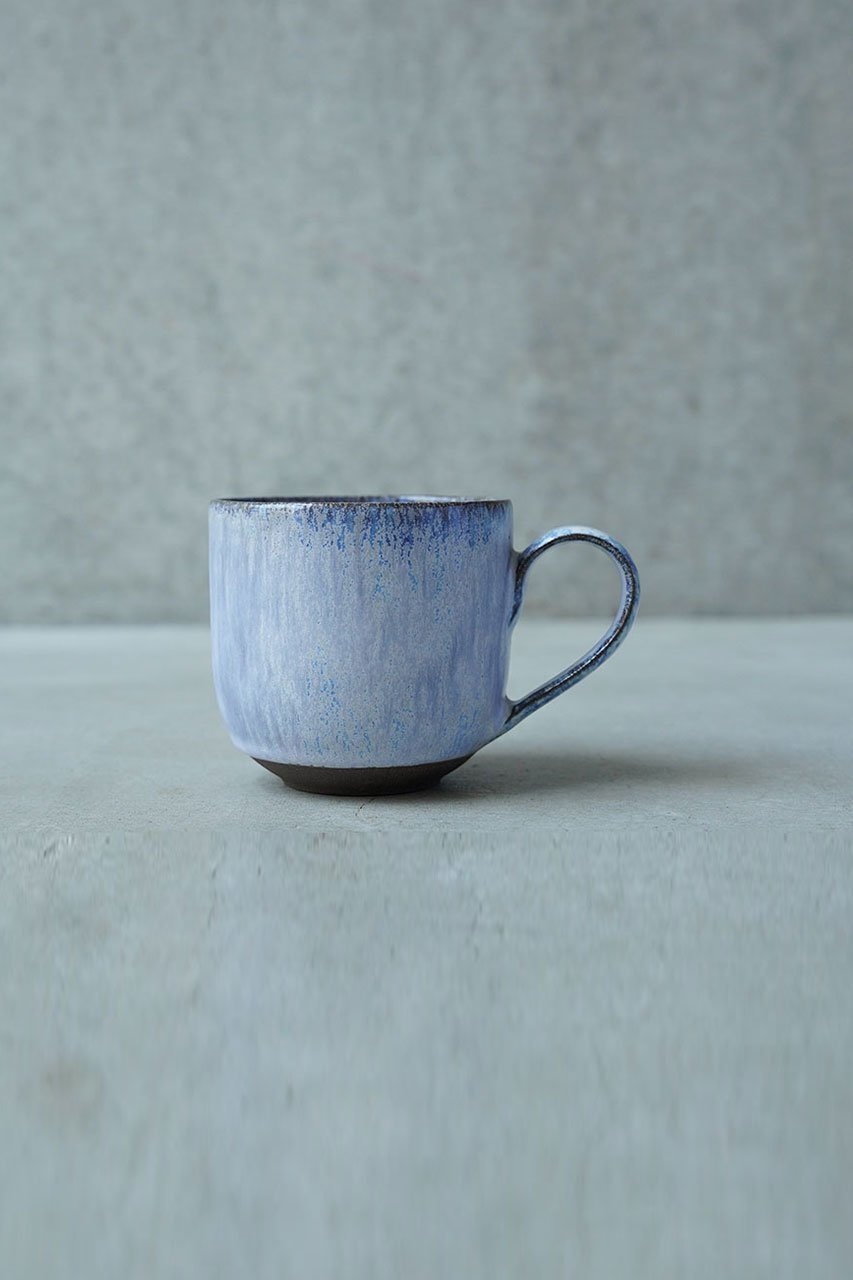 【アメノイエ/amenoie / GOODS】のfog マグカップ インテリア・キッズ・メンズ・レディースファッション・服の通販 founy(ファニー) 　テーブル　Table, Dining Table　リラックス　Relax, Relaxed Fit　エレガント 上品　Elegant　ホーム・キャンプ・アウトドア・お取り寄せ　Home Living / Home & Lifestyle / Camping Gear / Outdoor Camping　キッチン・ダイニング　Kitchen & Dining Essentials. Stylish & Functional Tableware　キッチン家電・キッチン用品　Kitchen Appliances & Tools　マグカップ・カップ&ソーサー・陶器食器　Mugs / Cups and Saucers / Ceramic Drinkware　BLUE|ID: prp329100004428648 ipo3291000000035450240