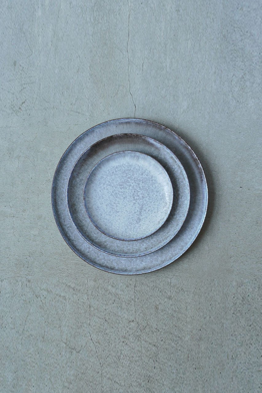 【アメノイエ/amenoie / GOODS】のfog プレート 21cm 人気、トレンドファッション・服の通販 founy(ファニー) 　テーブル　Table　バランス　Balance　プレート　Plate　エレガント 上品　Elegant　ホーム・キャンプ・アウトドア・お取り寄せ　Home,Garden,Outdoor,Camping Gear　キッチン・ダイニング　Kitchen Dining　キッチン家電・キッチン用品　Kitchenware　other-5|ID: prp329100004428650 ipo3291000000031327601