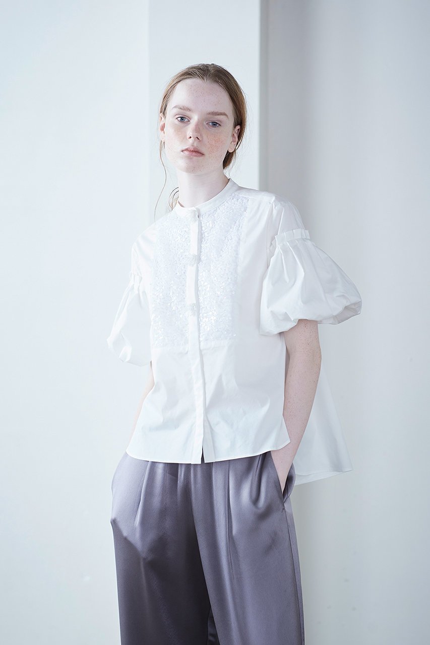 【マリリンムーン/MARILYN MOON】のフリンジビーズモチーフハーフスリーブブラウス 人気、トレンドファッション・服の通販 founy(ファニー) 　ファッション　Fashion　レディースファッション　Fashion for Women　トップス・カットソー　Cut & Sew Tops　シャツ・ブラウス・オフィスカジュアル　Elegant Blouses & Button-Ups　ショート　Short, Short Length　ジャケット　Jacket, Outerwear　スパンコール　Sequins, Sequin Embellishment　スリーブ　Sleeve, Long Sleeve / Short Sleeve　デニム　Denim, Jeans Material　バルーン　Balloon, Balloon Silhouette　フリンジ　Fringe, Tassel　エレガント 上品　Elegant　ビジネス 仕事 通勤　Business / Work / Commuting　other-6|ID: prp329100004430244 ipo3291000000032909846