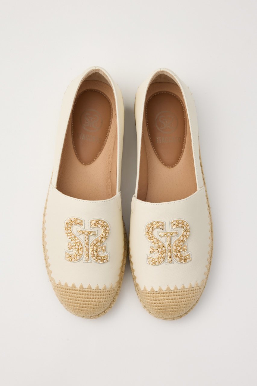 【スタッカート/STACCATO】のSTクラスチェーンエスパドリーユ インテリア・キッズ・メンズ・レディースファッション・服の通販 founy(ファニー) 　ファッション　Fashion　レディースファッション　Fashion for Women　アンティーク　Antique-Inspired　シューズ　Shoes, Footwear　チェーン　Chain, Chain Strap　フラット　Flat, Flat Shoes　モチーフ　Motif, Design Theme　ホワイト|ID: prp329100004431460 ipo3291000000034939822