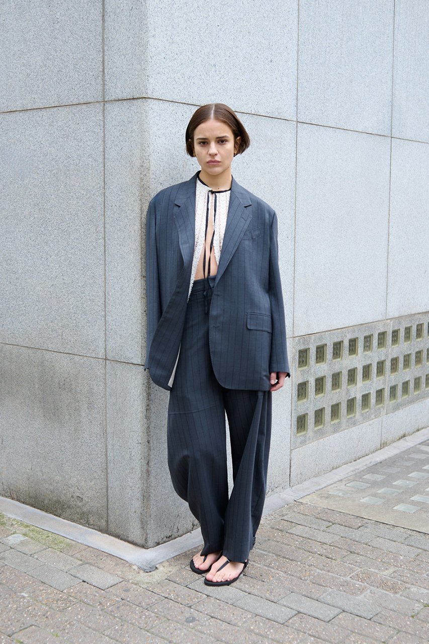 【バウト/BOWTE】のSWISS MAKER S レーストップス 人気、トレンドファッション・服の通販 founy(ファニー) 　ファッション　Fashion　レディースファッション　Fashion for Women　トップス・カットソー　Cut & Sew Tops　キャミソール&ノースリーブ　Camisoles & Sleeveless Tops　シャツ・ブラウス・オフィスカジュアル　Elegant Blouses & Button-Ups　ノースリーブ　Sleeveless, No-Sleeve　フェミニン　Feminine, Girly　リボン　Ribbon, Bow　レース　Lace, Lace Fabric　other-6|ID: prp329100004431467 ipo3291000000032853199