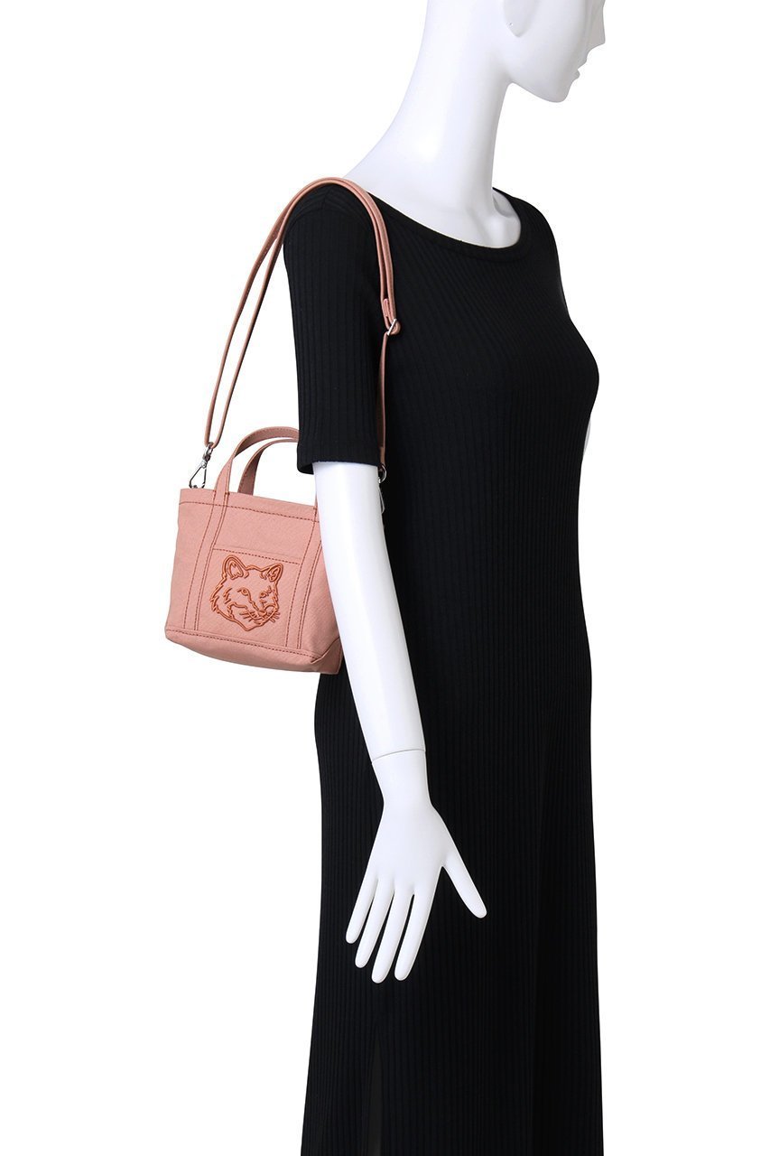 【メゾン キツネ/MAISON KITSUNE】の【UNISEX】FOX HEAD MINI トートバッグ 人気、トレンドファッション・服の通販 founy(ファニー) 　ファッション　Fashion　レディースファッション　Fashion for Women　バッグ　Bags　ユニセックス　Unisex, Genderless　コンパクト　Compact, Small Size　トラベル　Travel, Travel Gear　other-2|ID: prp329100004433042 ipo3291000000032887820