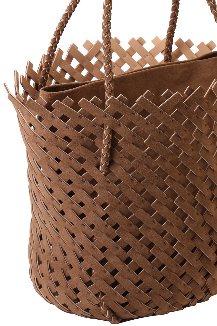 【プルミエ アロンディスモン/1er Arrondissement】の【MARY AL TERNA】トートバッグ 人気、トレンドファッション・服の通販 founy(ファニー) 　ファッション　Fashion　レディースファッション　Fashion for Women　トップス・カットソー　Cut & Sew Tops　キャミソール&ノースリーブ　Camisoles & Sleeveless Tops　シャツ・ブラウス・オフィスカジュアル　Elegant Blouses & Button-Ups　ロングTシャツ・Tシャツ　Longline T-Shirts & Tees　カットソー・ベーシックTシャツ　Cut-and-Sewn Tops / Stretch Tees & Basics　インナー　Innerwear　キャミソール　Camisole, Spaghetti Strap Top　シンプル　Simple, Minimal　タンク　Tank Top, Sleeveless Top　バスケット　Basket, Basket Bag　モダン　Modern, Contemporary　リゾート　Resort, Vacation Style　other-4|ID: prp329100004433063 ipo3291000000035933523