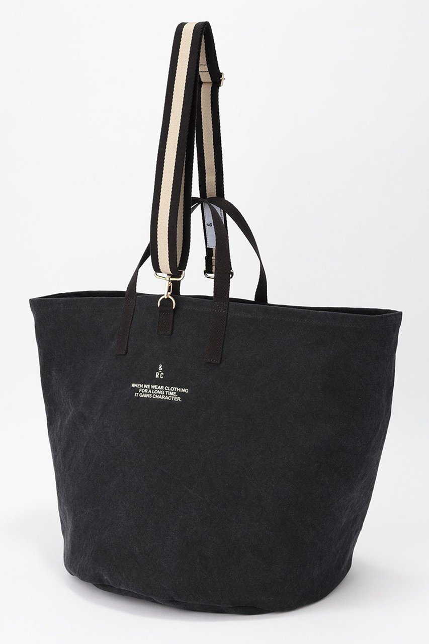 【カレンソロジー/Curensology】のビッグヘルメットバッグ インテリア・キッズ・メンズ・レディースファッション・服の通販 founy(ファニー) 　ファッション　Fashion　レディースファッション　Fashion for Women　バッグ　Bags　ストライプ　Stripe, Striped Pattern　チャーム　Charm, Pendant　フロント　Front, Front Design　ポケット　Pocket, Pocket Detail　ラップ　Wrap, Wrap Design　ヴィンテージ　Vintage Style　ブラック|ID: prp329100004433089 ipo3291000000032798025