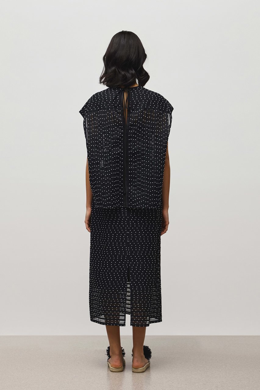【デパリエ/DEPAREILLE】のドットボーダージャカードブラウス 人気、トレンドファッション・服の通販 founy(ファニー) 　ファッション　Fashion　レディースファッション　Fashion for Women　トップス・カットソー　Cut & Sew Tops　キャミソール&ノースリーブ　Camisoles & Sleeveless Tops　シャツ・ブラウス・オフィスカジュアル　Elegant Blouses & Button-Ups　シアー　Sheer, See-Through　シンプル　Simple, Minimal　ジャカード／ジャガード　Jacquard, Woven Pattern　スリーブ　Sleeve, Long Sleeve / Short Sleeve　ドット　Polka Dot, Dot Pattern　ノースリーブ　Sleeveless, No-Sleeve　フレンチ　French, French Style　ボーダー　Border, Stripe　other-7|ID: prp329100004433117 ipo3291000000032853354