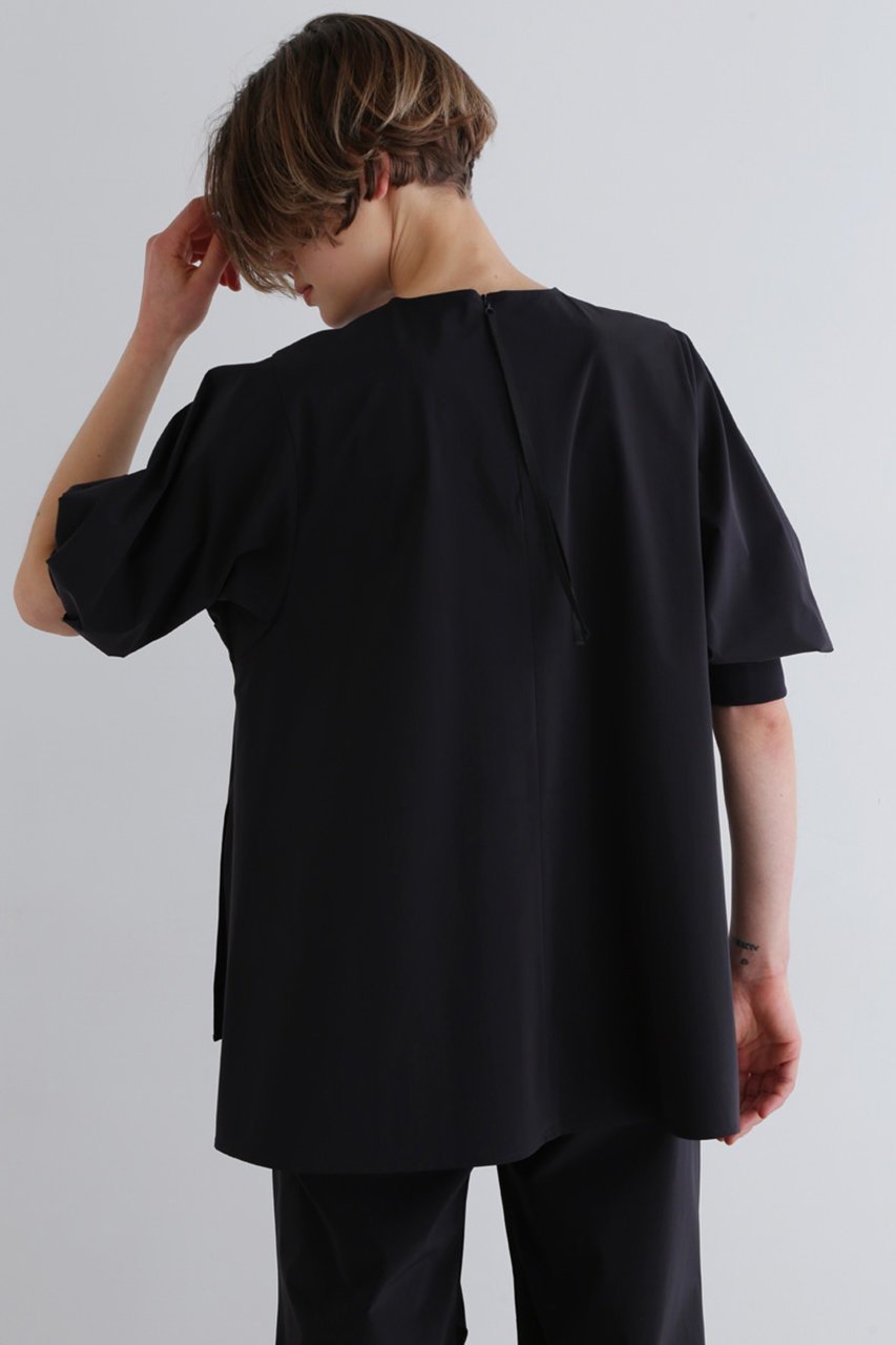 【ル フィル/LE PHIL】の【LE PHIL SPORTS】ナイロンストレッチブラウス 人気、トレンドファッション・服の通販 founy(ファニー) 　ファッション　Fashion　レディースファッション　Ladies' Fashion Online　トップス・カットソー　Tops/Tshirt　シャツ/ブラウス　Shirts/Blouses　おすすめ　Recommend　グログラン　Grosgrain　コンパクト　Compact　ショート　Short　ストレッチ　Stretch　スポーツ　Sports　スリット　Slit　スリーブ　Sleeve　セットアップ　Set Up　フェミニン　Feminine　ボトム　Bottom　レギンス　Leggings　再入荷　Restock/Back In Stock/Re Arrival　other-8|ID: prp329100004433126 ipo3291000000032661932