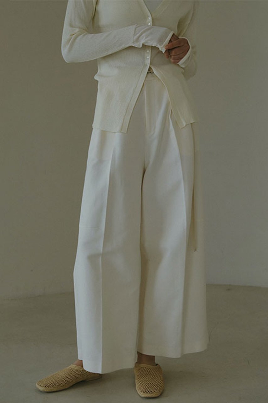 【エトレトウキョウ/ETRE TOKYO】のベルテッドハイウエストタックパンツ 人気、トレンドファッション・服の通販 founy(ファニー) 　ファッション　Fashion　レディースファッション　Fashion for Women　パンツ　Pants & Trousers　シンプル　Simple, Minimal　ストレート　Straight, Straight Cut　センター　Center, Center Line　ベーシック　Basic, Essential　ワイド　Wide, Wide Fit　今季　This Season, Current Season　 other-1|ID: prp329100004434702 ipo3291000000032908604