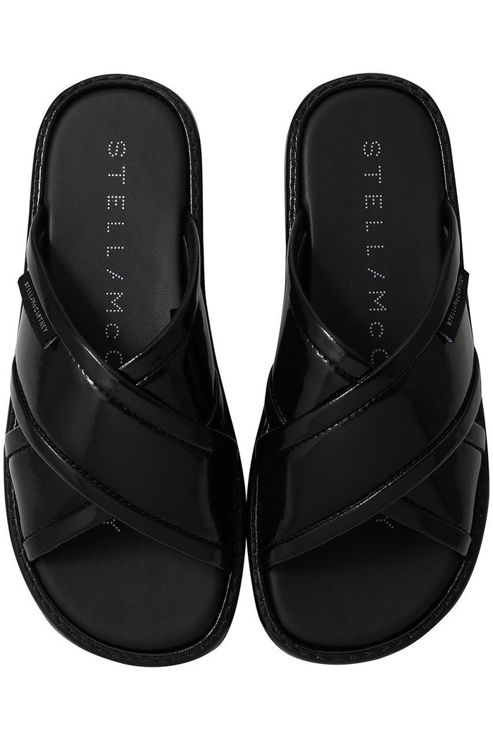 【ステラ マッカートニー/STELLA McCARTNEY】のSneakelyse パテントクロスストラップサンダル インテリア・キッズ・メンズ・レディースファッション・服の通販 founy(ファニー) https://founy.com/ ファッション Fashion レディースファッション Fashion for Women サンダル Sandals, Summer Shoes スポーティ Sporty, Casual Athletic 定番 Standard, Basic Item 旅行 Travel |ID: prp329100004434716 ipo3291000000036741557