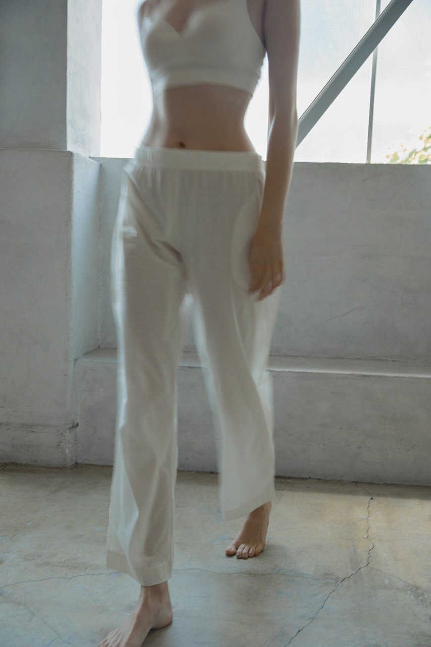 【アロマティック/AROMATIQUE】のストレート パンツ 人気、トレンドファッション・服の通販 founy(ファニー) 　ファッション　Fashion　レディースファッション　Fashion for Women　パンツ　Pants & Trousers　おすすめ　Recommended / Our Picks　ガウン　Gown, Robe　シアー　Sheer, See-Through　ストレート　Straight, Straight Cut　パジャマ　Pajamas, Sleepwear　ロング　Long, Long-Length　再入荷　Restock / Back in Stock　other-6|ID: prp329100004434725 ipo3291000000035022876