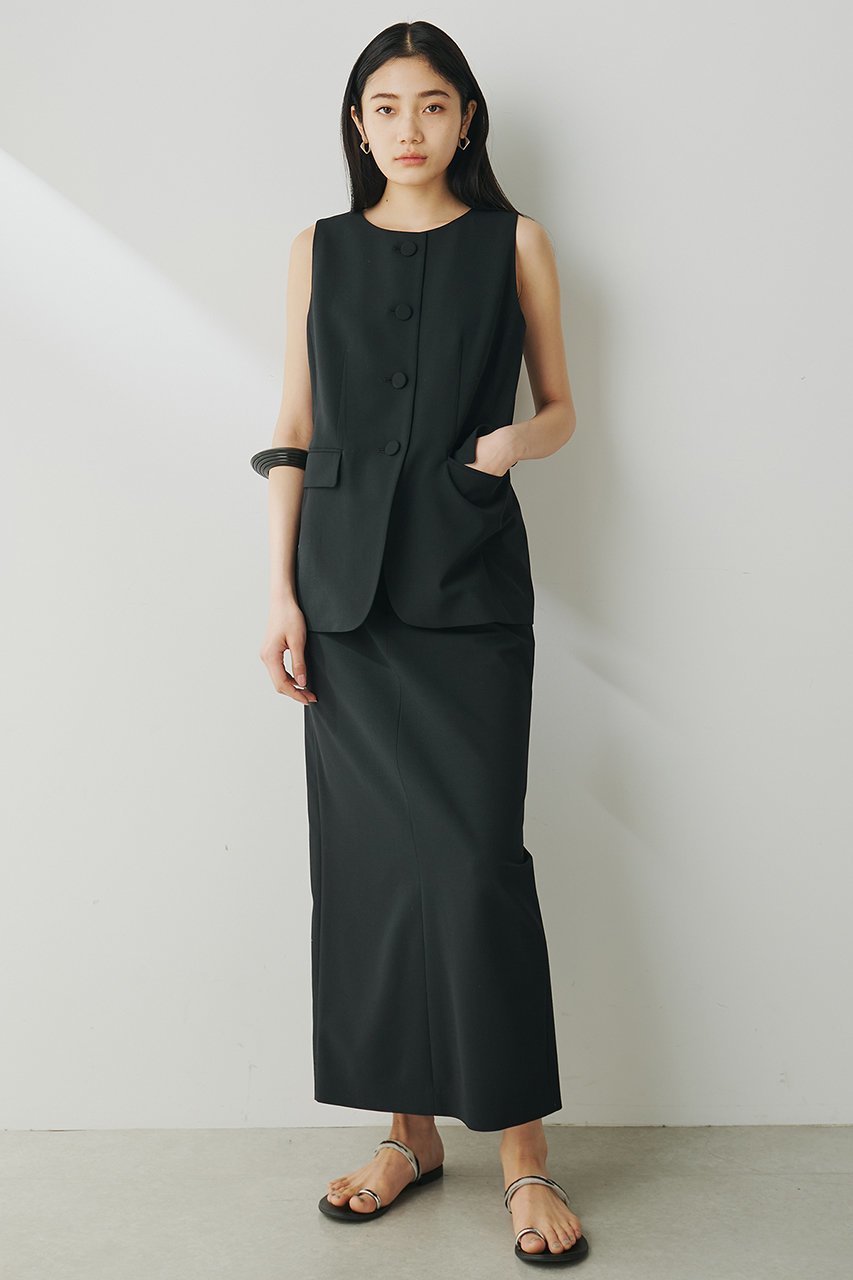 【ウィムガゼット/Whim Gazette】のクルーネックジレ 人気、トレンドファッション・服の通販 founy(ファニー) 　ファッション　Fashion　レディースファッション　Fashion for Women　アウター　Coat / Outerwear Collection　レディースジャケット・軽アウター　Jackets　シェイプ　Shape, Slim Fit　シンプル　Simple, Minimal　ジャケット　Jacket, Outerwear　フロント　Front, Front Design　ベスト　Vest, Waistcoat　エレガント 上品　Elegant　other-8|ID: prp329100004434778 ipo3291000000036515435