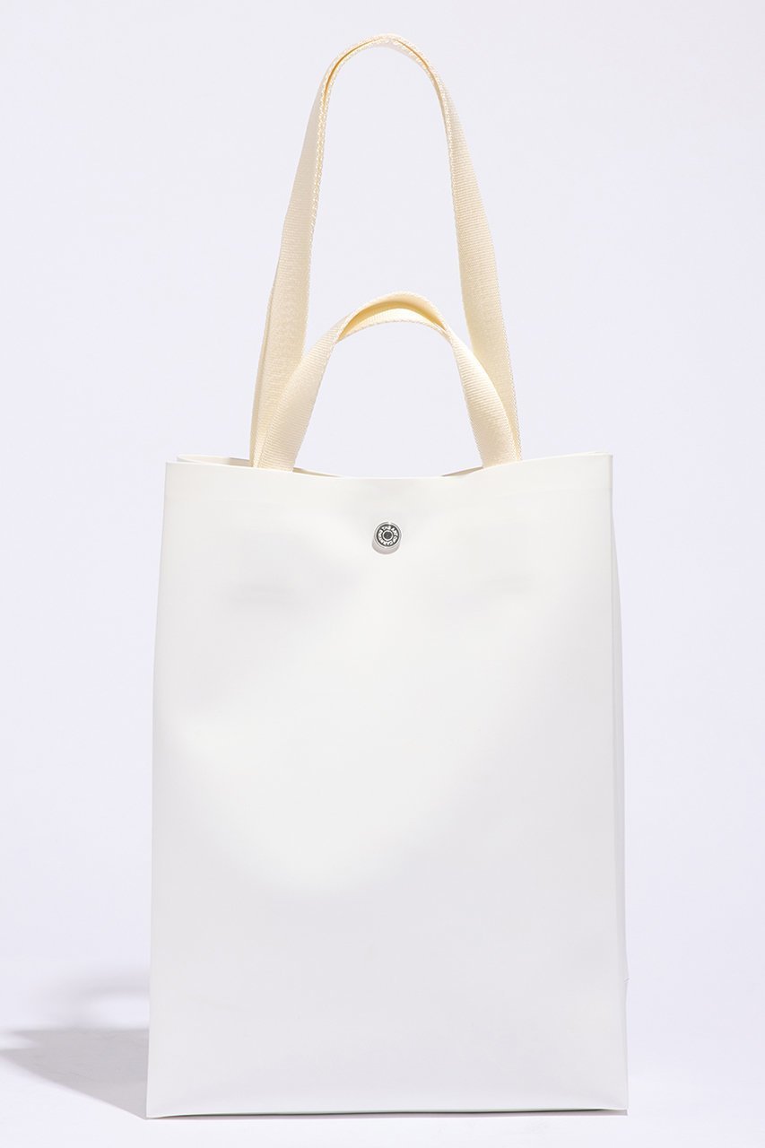 【ジ アートオブキャリング/THE ART OF CARRYING】のPAPER C トートバッグ インテリア・キッズ・メンズ・レディースファッション・服の通販 founy(ファニー) 　ファッション　Fashion　レディースファッション　Fashion for Women　バッグ　Bags　なめらか　Smooth, Silky Texture　シンプル　Simple, Minimal　再入荷　Restock / Back in Stock　軽量　Lightweight, Ultra Light　ホワイト|ID: prp329100004434809 ipo3291000000032779487