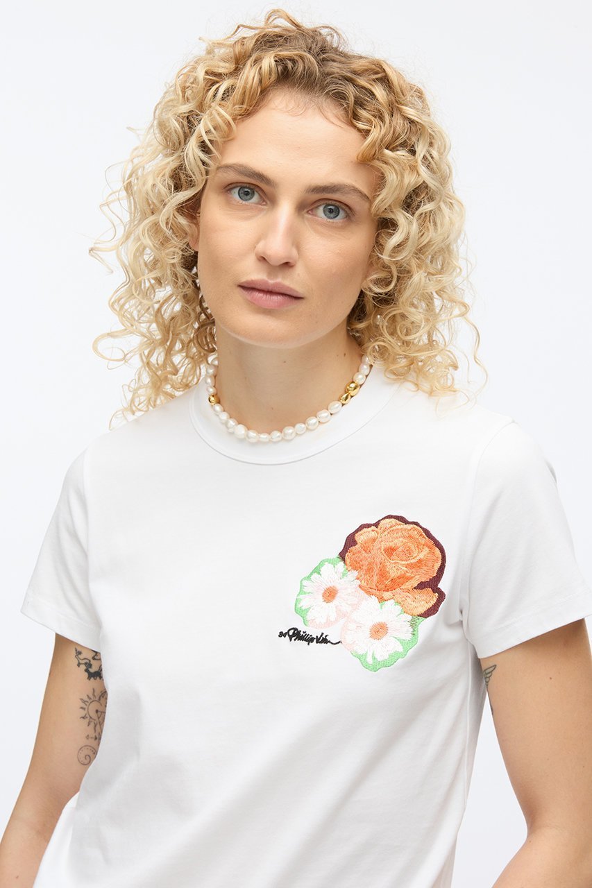 【スリーワン フィリップリム/3.1 Phillip Lim】のBOUQET 刺しゅう ショートスリーブ Tシャツ 人気、トレンドファッション・服の通販 founy(ファニー) 　ファッション　Fashion　レディースファッション　Fashion for Women　トップス・カットソー　Cut & Sew Tops　シャツ・ブラウス・オフィスカジュアル　Elegant Blouses & Button-Ups　ロングTシャツ・Tシャツ　Longline T-Shirts & Tees　カットソー・ベーシックTシャツ　Cut-and-Sewn Tops / Stretch Tees & Basics　インナー　Innerwear　ショート　Short, Short Length　ジャケット　Jacket, Outerwear　スリム　Slim, Slim Fit　スリーブ　Sleeve, Long Sleeve / Short Sleeve　ワイド　Wide, Wide Fit　夏　Summer　春　Spring　S/S・春夏　SS, Spring/Summer, Warm Season　other-6|ID: prp329100004437801 ipo3291000000032796037
