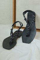 【ウィムガゼット/Whim Gazette】の【Hoaw.】ロープフラットサンダル 人気、トレンドファッション・服の通販 founy(ファニー) ファッション Fashion レディースファッション WOMEN アクセサリー Accessories サンダル Sandals シューズ Shoes スポーティ Sporty フラット Flat モノトーン Monotone ラップ Wrap リゾート Resort 再入荷 Restock/Back In Stock/Re Arrival |ID:prp329100004437823