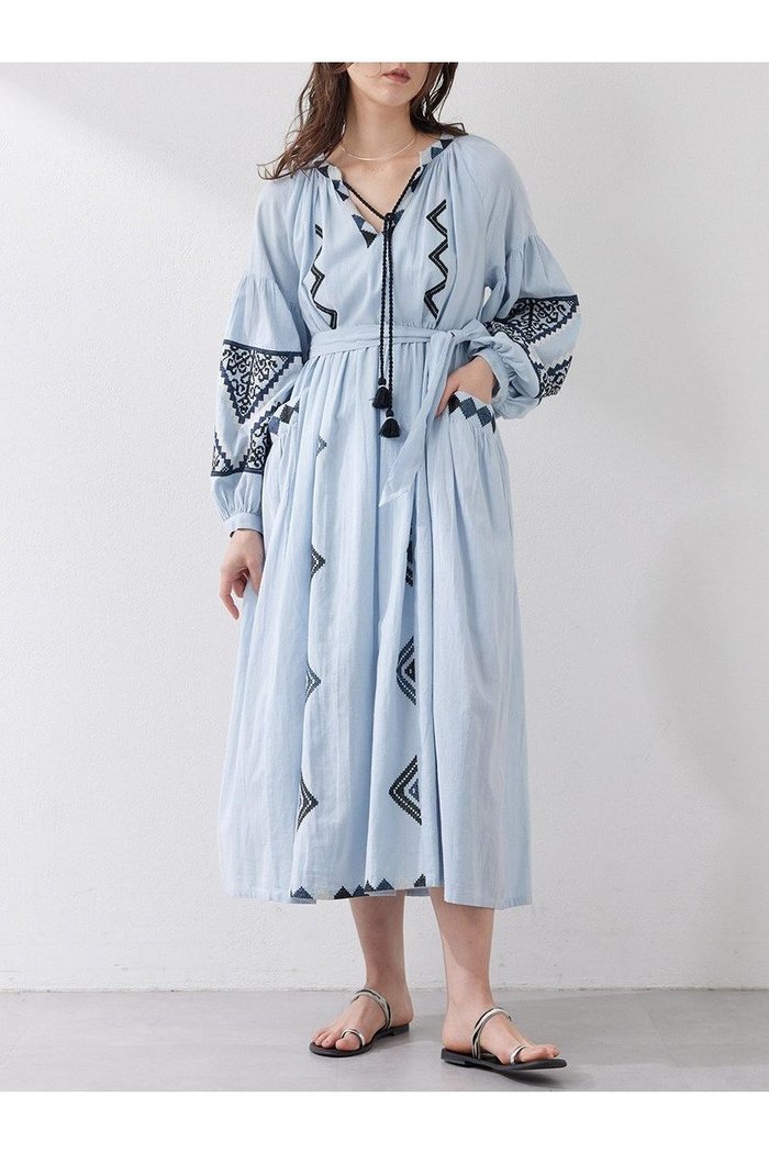 【ウィムガゼット/Whim Gazette】のエンブロイダリーワンピース インテリア・キッズ・メンズ・レディースファッション・服の通販 founy(ファニー) https://founy.com/ ファッション Fashion レディースファッション WOMEN ワンピース Dress チュニック Tunic インド India エスニック Ethnic 春 Spring スマート Smart チュニック Tunic フリンジ Fringe モチーフ Motif ロング Long S/S・春夏 Ss・Spring/Summer 夏 Summer NEW・新作・新着・新入荷 New Arrivals |ID: prp329100004437825 ipo3291000000030996747