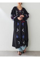 【ウィムガゼット/Whim Gazette】のエンブロイダリーワンピース 人気、トレンドファッション・服の通販 founy(ファニー) ファッション Fashion レディースファッション WOMEN ワンピース Dress チュニック Tunic インド India エスニック Ethnic 春 Spring スマート Smart チュニック Tunic フリンジ Fringe モチーフ Motif ロング Long S/S・春夏 Ss・Spring/Summer 夏 Summer NEW・新作・新着・新入荷 New Arrivals thumbnail ブラック|ID: prp329100004437825 ipo3291000000030996749