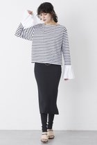 【ウィムガゼット/Whim Gazette】のスカートレギンス 人気、トレンドファッション・服の通販 founy(ファニー) ファッション Fashion レディースファッション Fashion for Women スカート Skirts レギンス Leggings & Stretch Pants パンツ Pants & Trousers ギャザー Gathered, Ruffled シルク Silk, 100% Silk スリット Slit, Slit Detail セットアップ Set-Up, Coordinated Outfit セパレート Separate, Two-Piece トレンド Trend, Trending Now ドッキング Docking, Mixed Material なめらか Smooth, Silky Texture ボトム Bottoms, Lower Wear レギンス Leggings, Stretch Pants おすすめ Recommended / Our Picks thumbnail ブラック|ID: prp329100004437833 ipo3291000000035498379