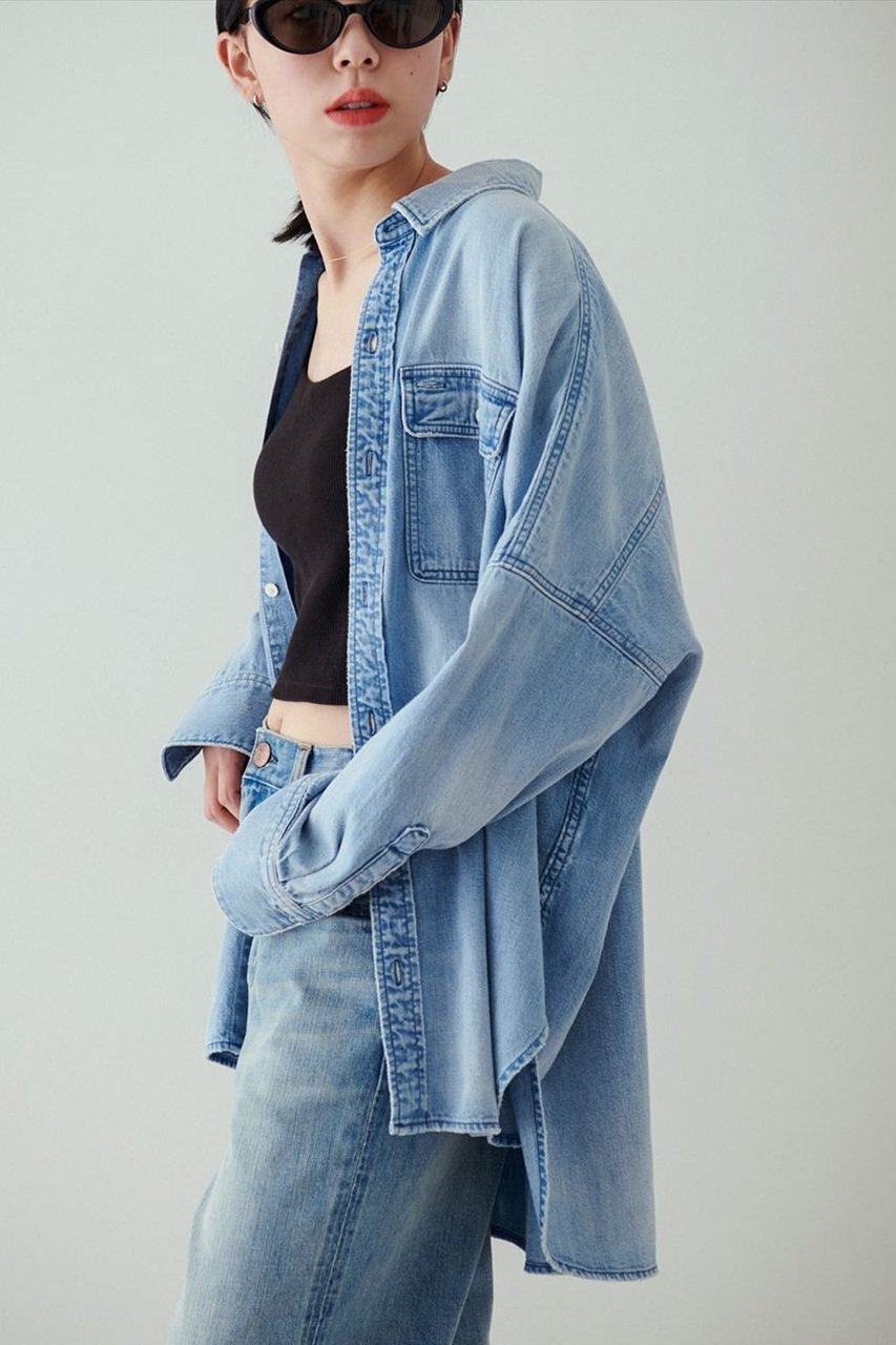 【レッドカード トーキョー/RED CARD TOKYO】のBrooklyn デニムシャツ 人気、トレンドファッション・服の通販 founy(ファニー) 　ファッション　Fashion　レディースファッション　Fashion for Women　トップス・カットソー　Cut & Sew Tops　シャツ・ブラウス・オフィスカジュアル　Elegant Blouses & Button-Ups　ショルダー　Shoulder, Shoulder Strap　スリーブ　Sleeve, Long Sleeve / Short Sleeve　デニム　Denim, Jeans Material　ドロップ　Drop Shoulder, Dropped Style　ロング　Long, Long-Length　夏　Summer　春　Spring　S/S・春夏　SS, Spring/Summer, Warm Season　other-7|ID: prp329100004437852 ipo3291000000032808537