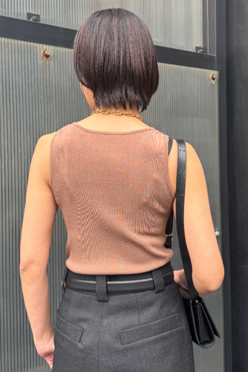 【カオス/Chaos】のルーチェニットタンクトップ 人気、トレンドファッション・服の通販 founy(ファニー) 　ファッション　Fashion　レディースファッション　Fashion for Women　トップス・カットソー　Cut & Sew Tops　ニット　Knit Tops & Sweaters　カジュアルプルオーバー・ニットトップス　Pullovers & Knit Tops / Casual Pullovers　なめらか　Smooth, Silky Texture　コンパクト　Compact, Small Size　シルク　Silk, 100% Silk　タンク　Tank Top, Sleeveless Top　other-5|ID: prp329100004437893 ipo3291000000032938914