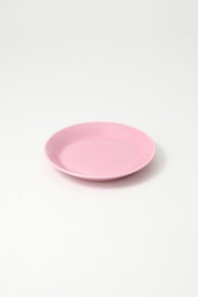 【イッタラ/iittala / GOODS】 ティーマ プレート 17cm ローズ人気、トレンドファッション・服の通販 founy(ファニー) コレクション Collection, Seasonal Line シェイプ Shape, Slim Fit シンプル Simple, Minimal テーブル Table, Dining Table 定番 Standard, Basic Item プレート Plate, Dish ローズ Rose, Rose Motif 再入荷 Restock / Back in Stock ホーム・キャンプ・アウトドア・お取り寄せ Home Living / Home & Lifestyle / Camping Gear / Outdoor Camping キッチン・ダイニング Kitchen & Dining Essentials. Stylish & Functional Tableware キッチン家電・キッチン用品 Kitchen Appliances & Tools |ID:prp329100004442445