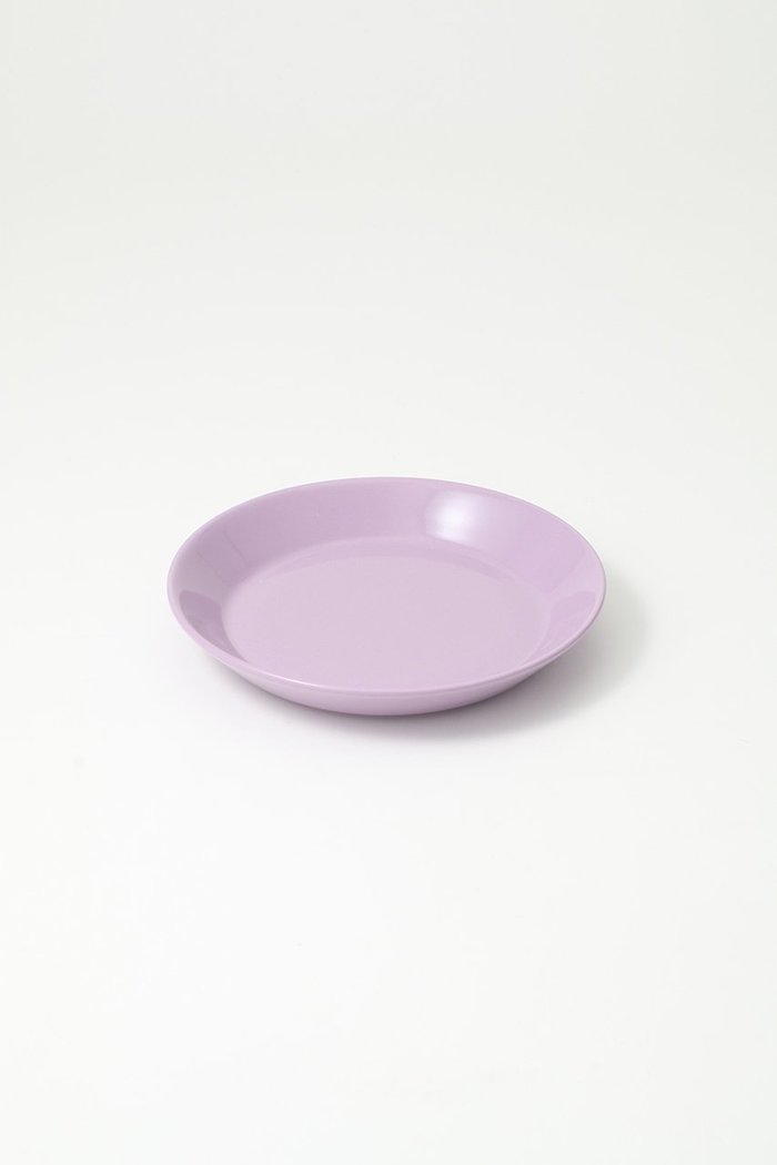 【イッタラ/iittala / GOODS】のティーマ プレート 17cm ライトライラック インテリア・キッズ・メンズ・レディースファッション・服の通販 founy(ファニー) https://founy.com/ 春 Spring コレクション Collection, Seasonal Line シェイプ Shape, Slim Fit シンプル Simple, Minimal テーブル Table, Dining Table 定番 Standard, Basic Item 人気 Popular, Best Seller プレート Plate, Dish モダン Modern, Contemporary 再入荷 Restock / Back in Stock ホーム・キャンプ・アウトドア・お取り寄せ Home Living / Home & Lifestyle / Camping Gear / Outdoor Camping キッチン・ダイニング Kitchen & Dining Essentials. Stylish & Functional Tableware キッチン家電・キッチン用品 Kitchen Appliances & Tools |ID: prp329100004442449 ipo3291000000033394382