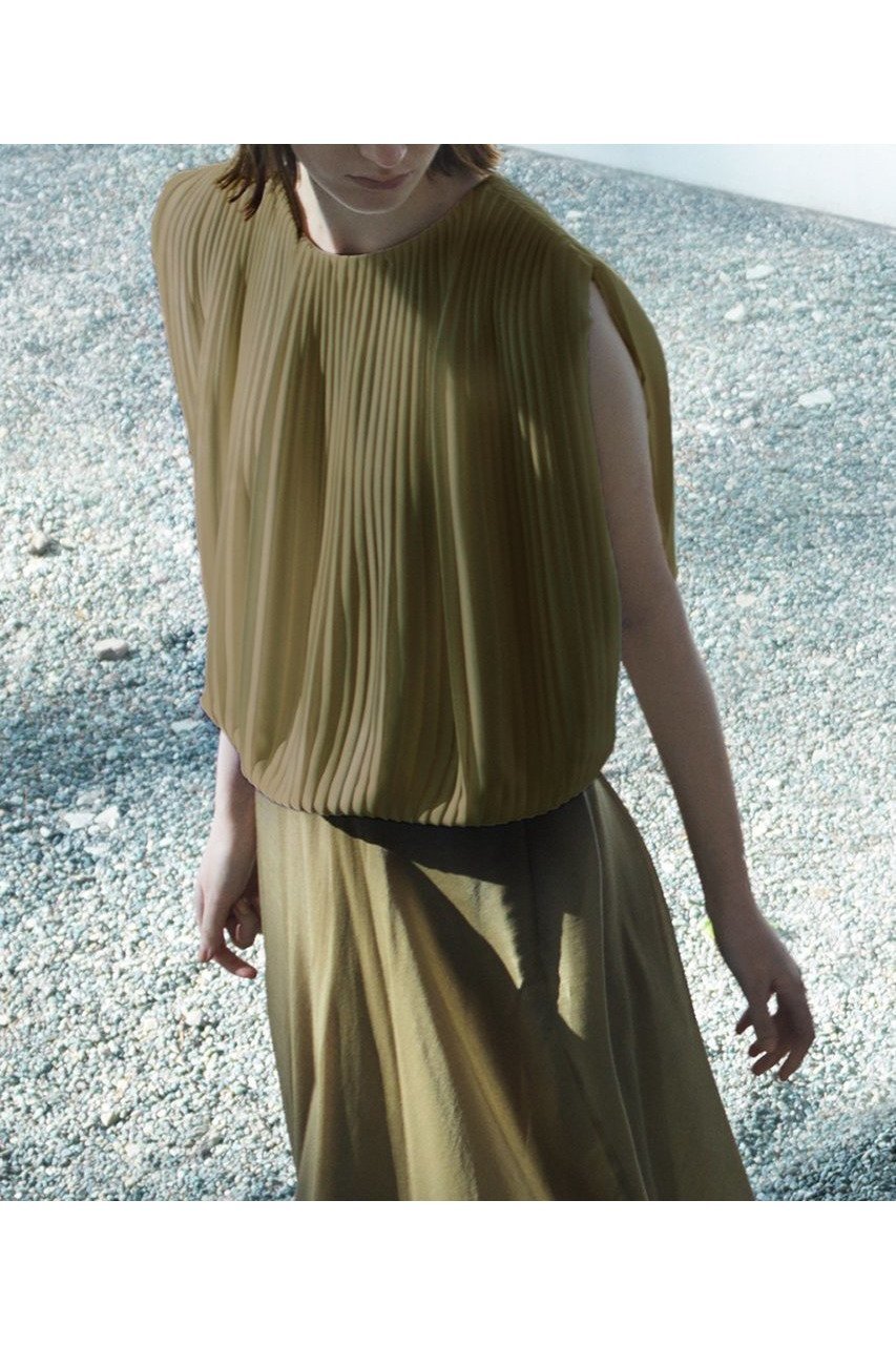 【エステータ/esteta】のドレープサテンプリーツブラウス 人気、トレンドファッション・服の通販 founy(ファニー) 　ファッション　Fashion　レディースファッション　WOMEN　トップス・カットソー　Tops/Tshirt　キャミソール / ノースリーブ　No Sleeves　シャツ/ブラウス　Shirts/Blouses　エレガント 上品　Elegant　サテン　Satin　シンプル　Simple　ドレープ　Drape　ノースリーブ　No Sleeve　プリーツ　Pleats　other-7|ID: prp329100004442556 ipo3291000000031325901