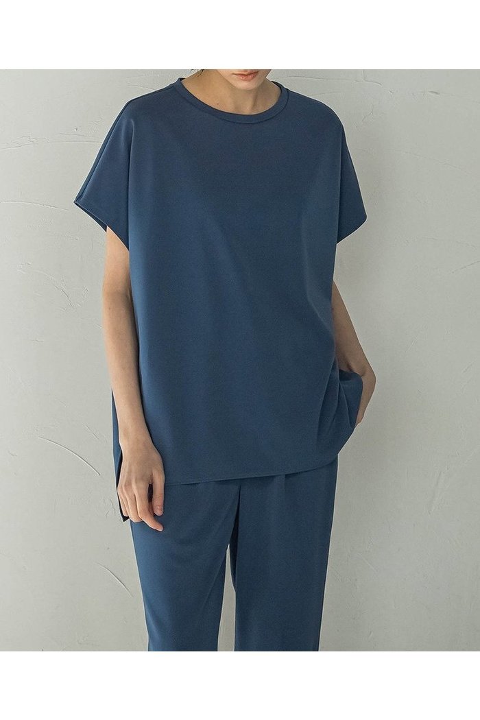 【エッセン ロートレアモン/ESSEN LAUTREAMONT】のトリアセカルぜトップス インテリア・キッズ・メンズ・レディースファッション・服の通販 founy(ファニー) https://founy.com/ ファッション Fashion レディースファッション WOMEN トップス・カットソー Tops/Tshirt シャツ/ブラウス Shirts/Blouses ロング / Tシャツ T-Shirts カットソー Cut and Sewn エレガント 上品 Elegant ショート Short ジャージー Jersey ストレッチ Stretch スリーブ Sleeve ドレープ Drape リュクス Luxe リラックス Relax 夏 Summer NEW・新作・新着・新入荷 New Arrivals |ID: prp329100004444697 ipo3291000000031065729