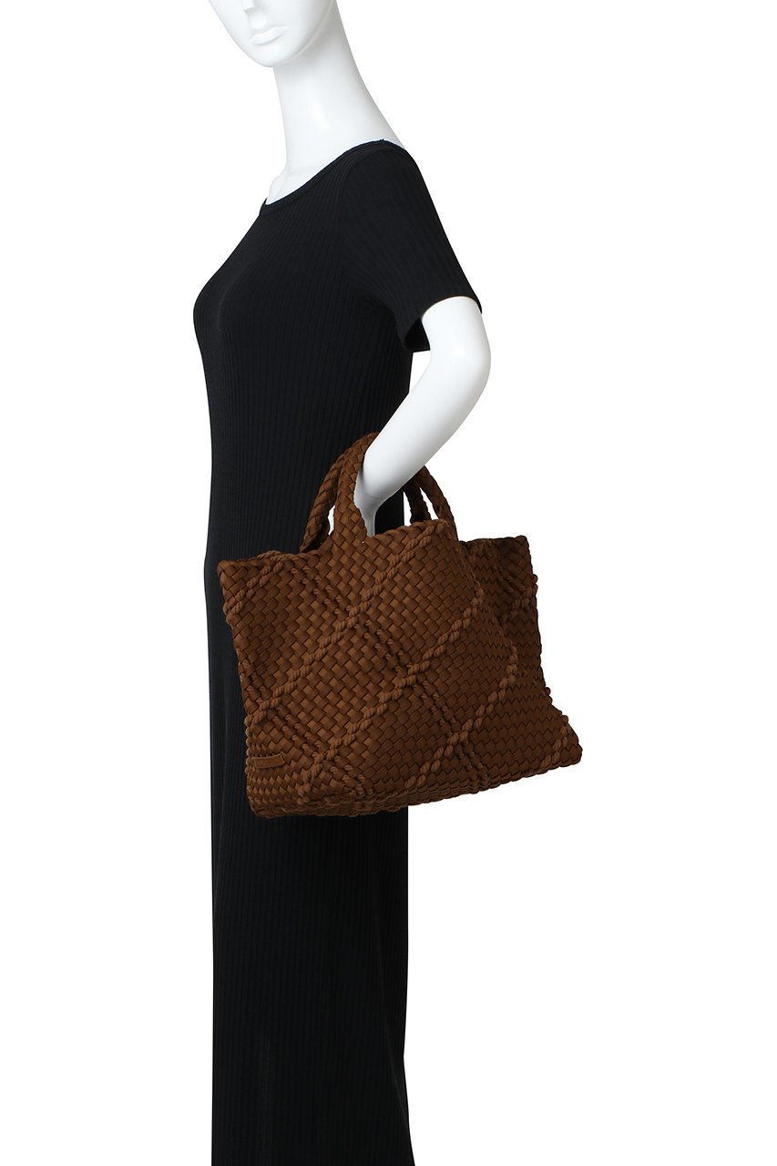 【ナゲディ/NAGHEDI】のSt Barths Medium Tote(Rope) トートバッグ 人気、トレンドファッション・服の通販 founy(ファニー) 　ファッション　Fashion　レディースファッション　Fashion for Women　バッグ　Bags　エレガント 上品　Elegant　スクエア　Square, Square Shape　フォルム　Silhouette, Form　人気　Popular, Best Seller　軽量　Lightweight, Ultra Light　other-3|ID: prp329100004446156 ipo3291000000032780405